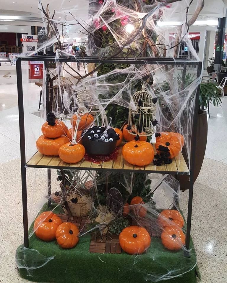 Halloween styling e.jpg