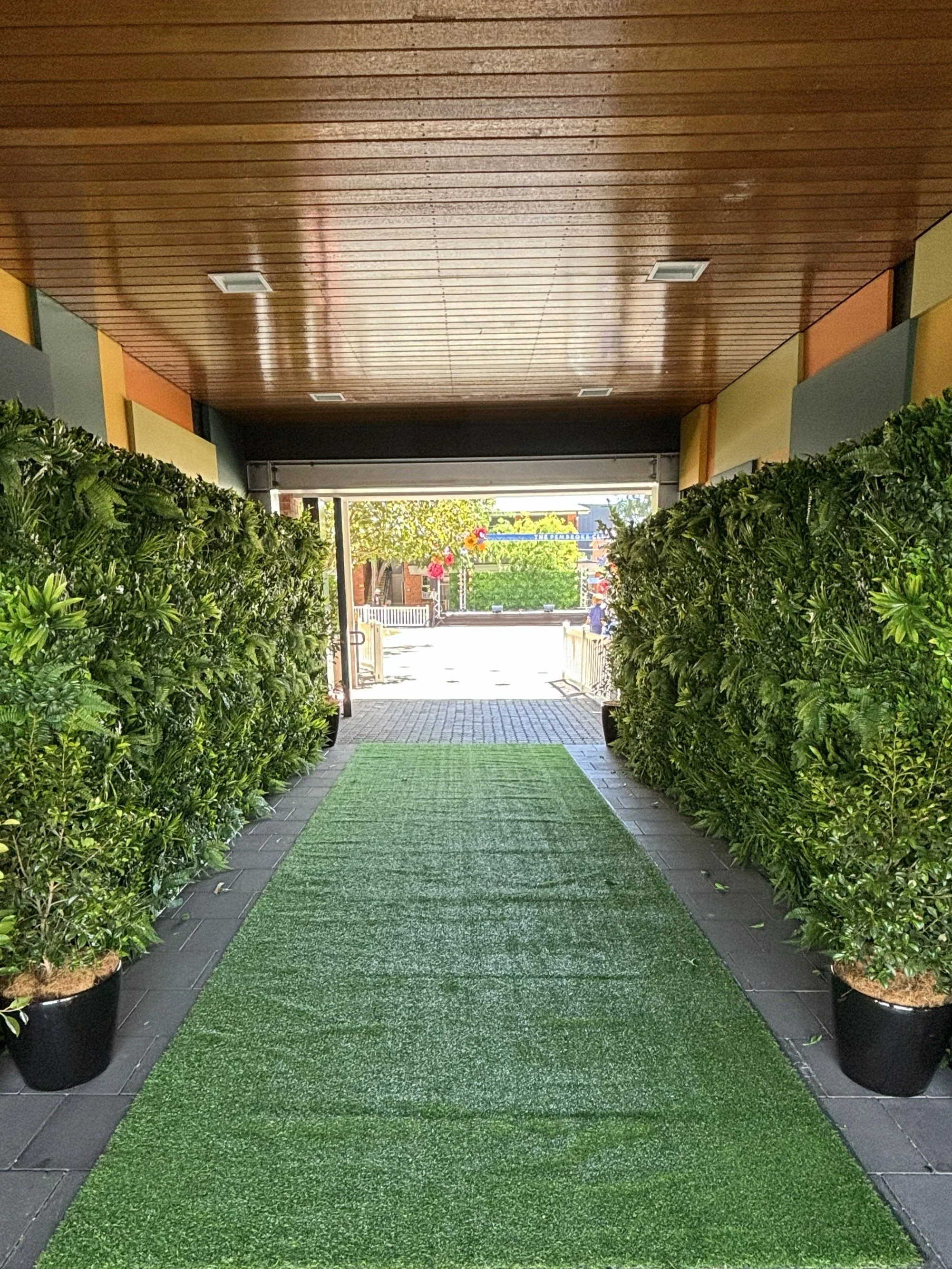 Entrance Feature Front_Fern Panels 1m x 1m.jpg
