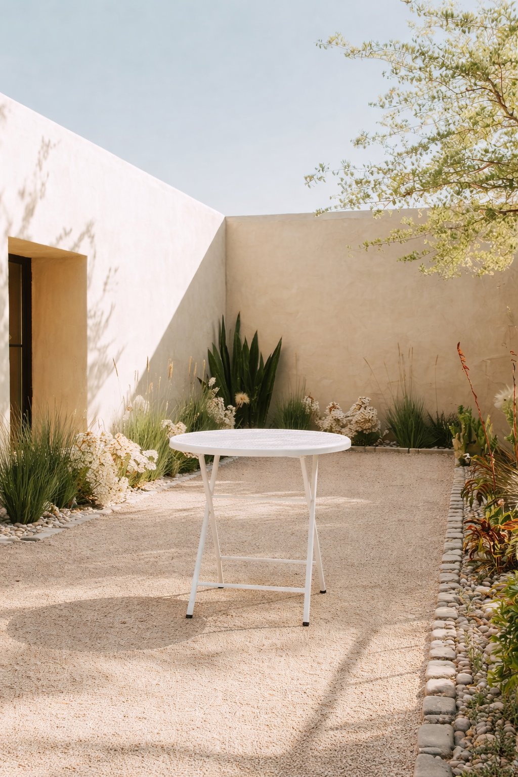 Barcelona Mesh Cafe Table - White