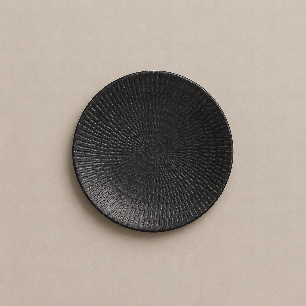 Lyon - Crockery - Side Black.png