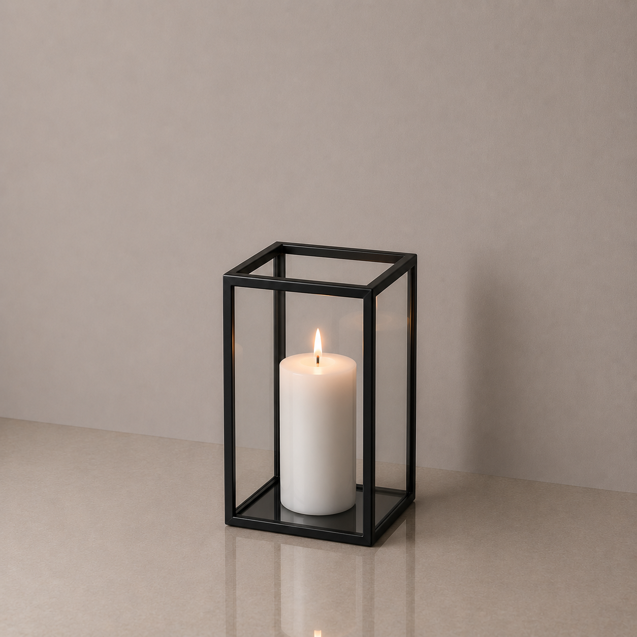 Hurricane Vase - Black Frame - 15cm H