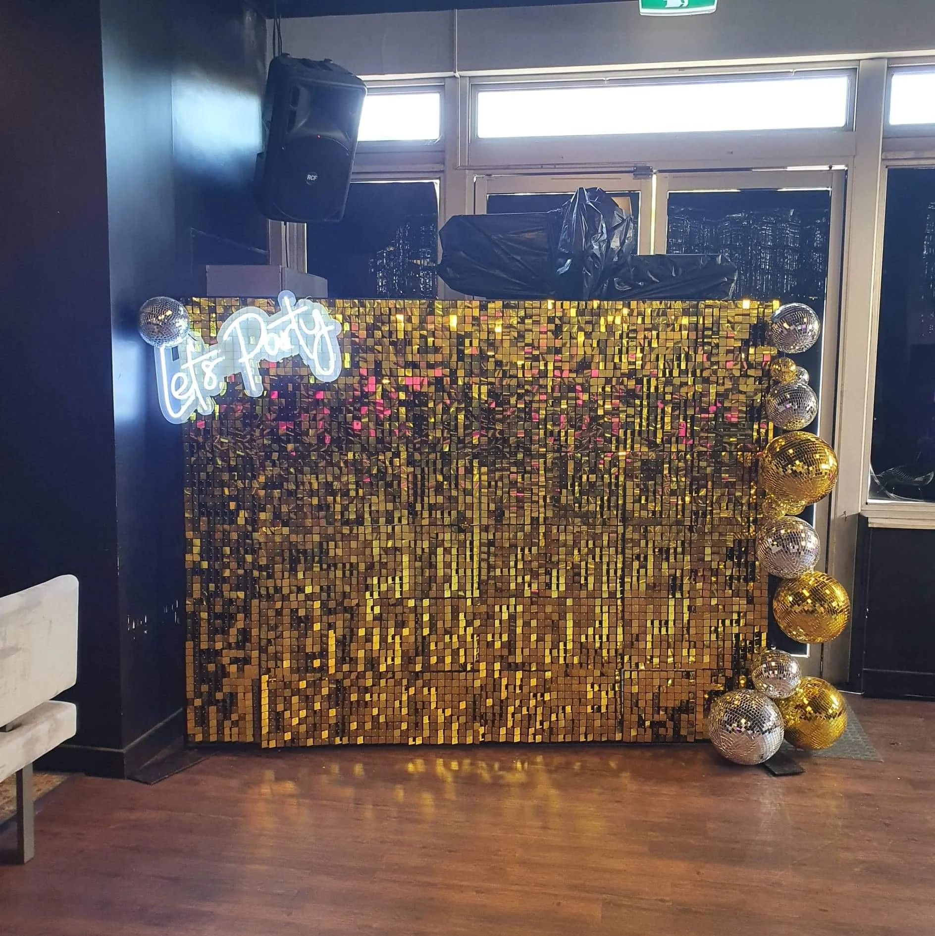 Shimmer Wall Gold, Neon Lets Party, Disco Balls e.jpeg