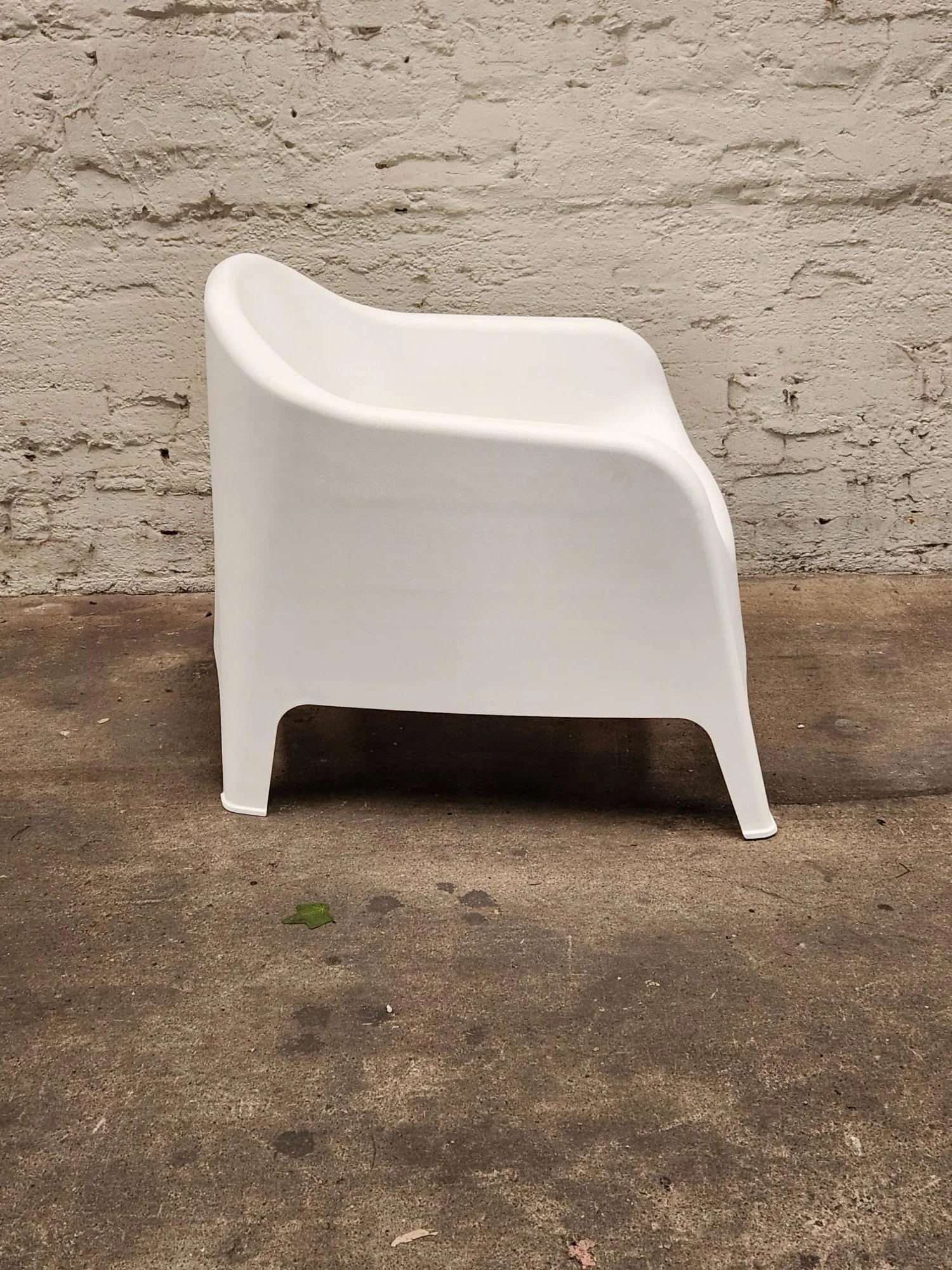 Miami Lounger Chair - White - Side View e.jpg
