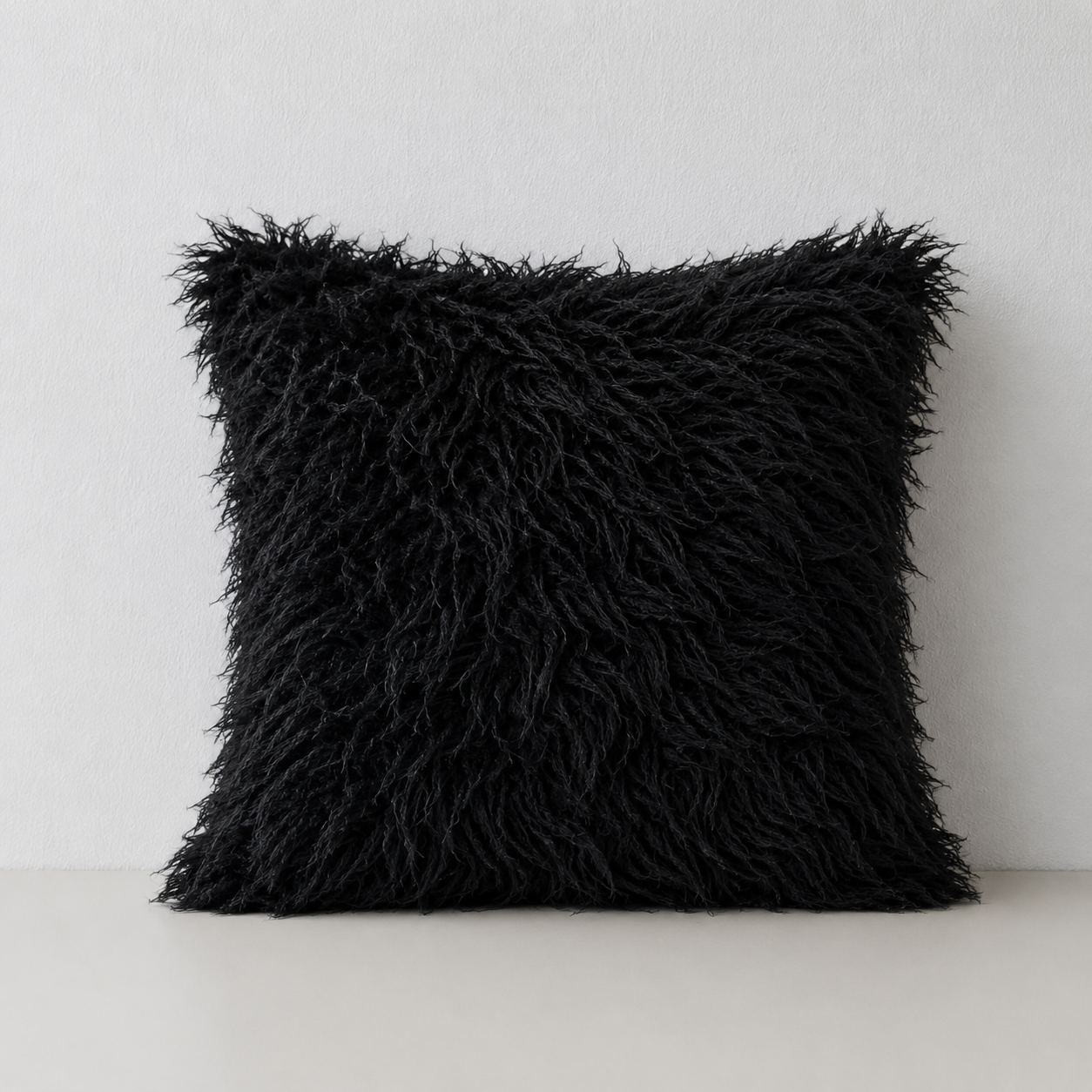 Cushion - Shaggy Black