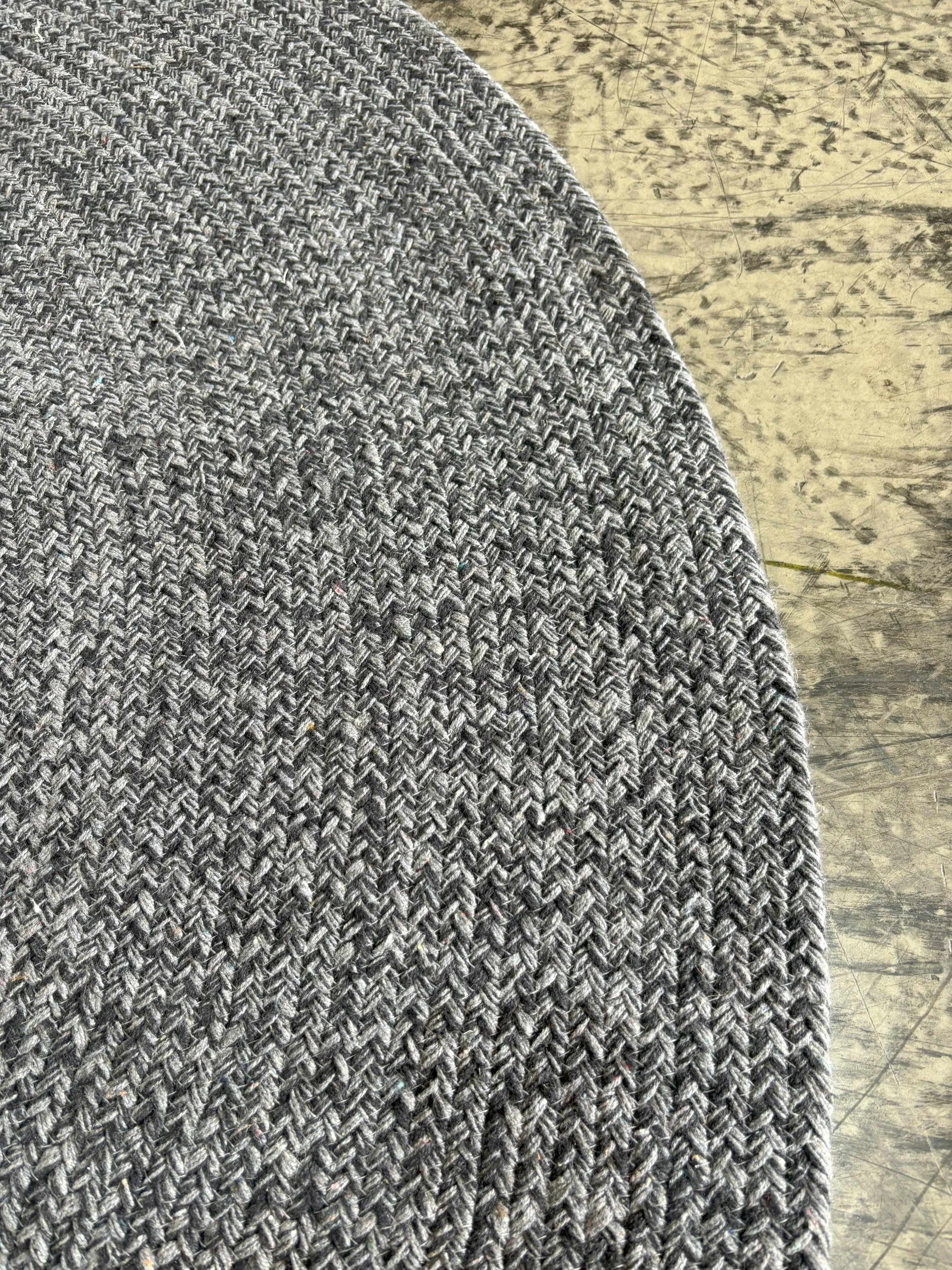 Rug - Braided Charcoal Round
