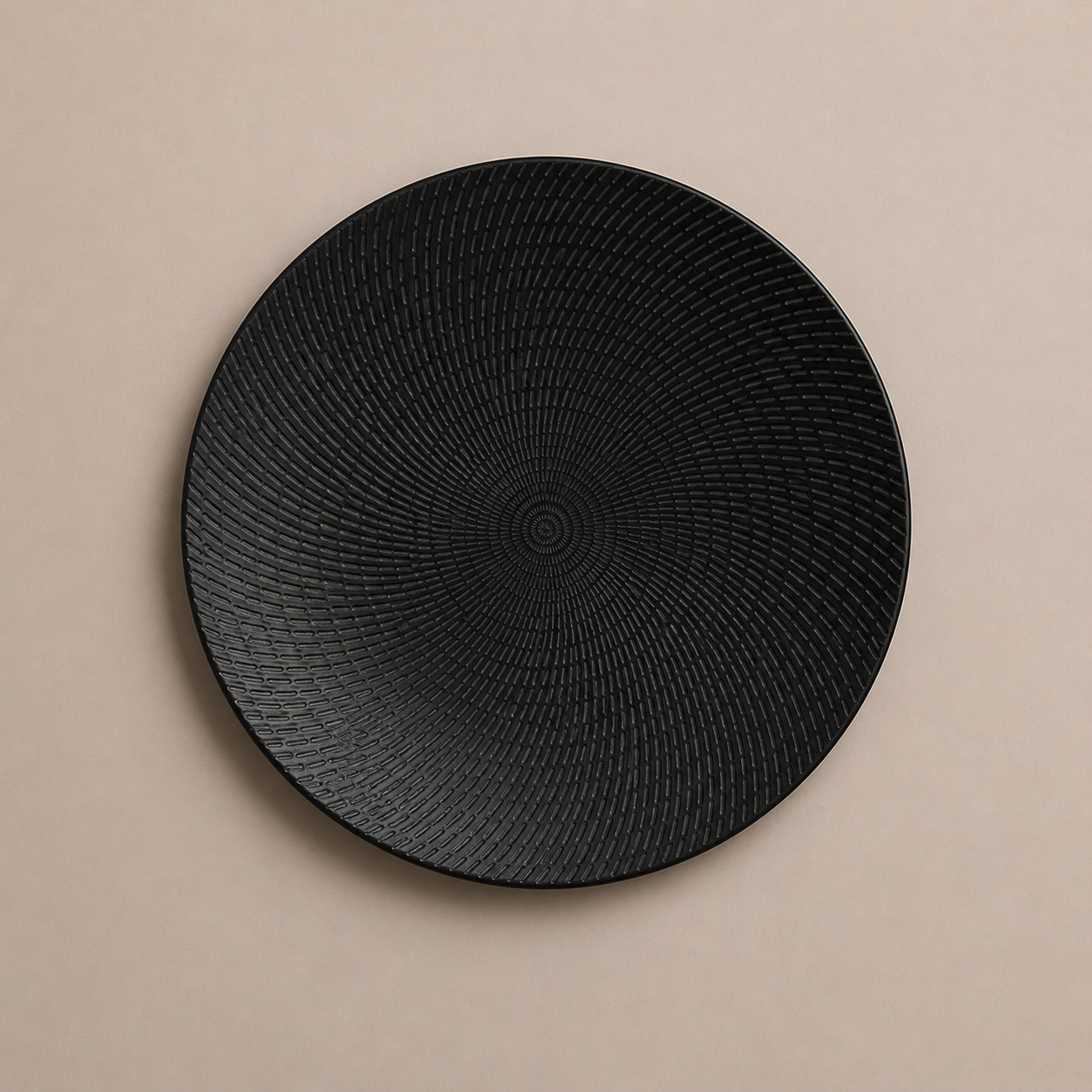 Lyon - Crockery - Main Black.png