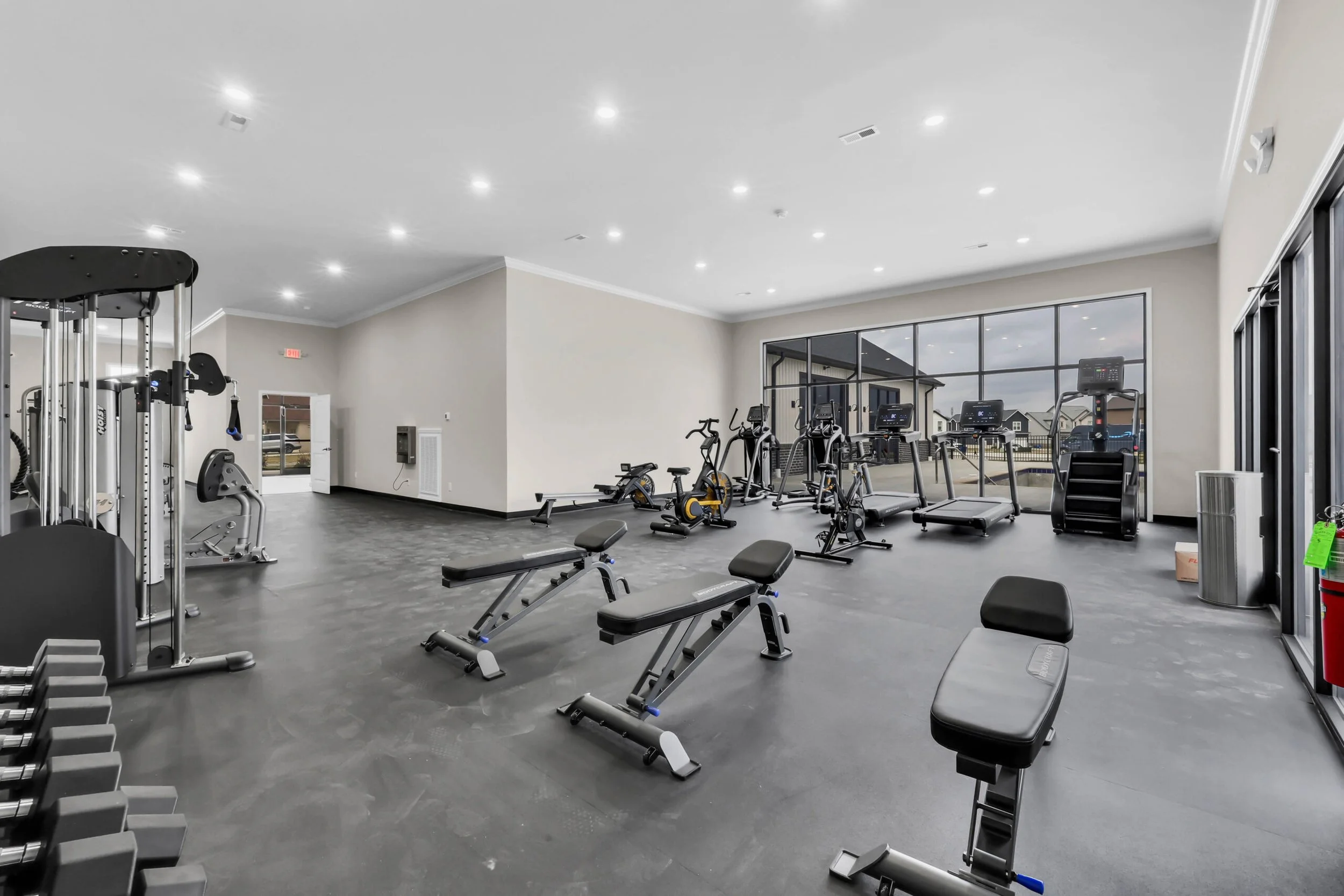 Charleston-Oaks-Clubhouse-Fitness-scaled.jpg