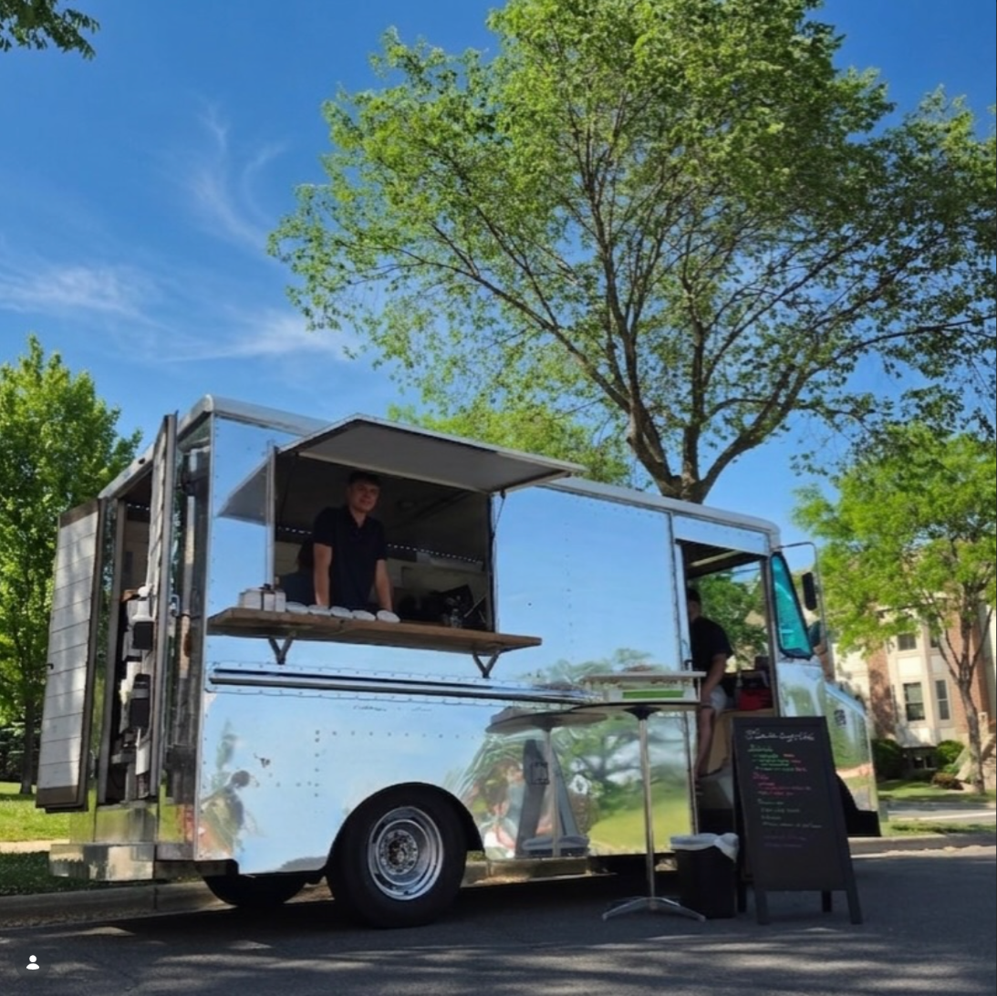 Hot Truck or Market Truck? How Lavender Haze Mobile Picks the Right Rig