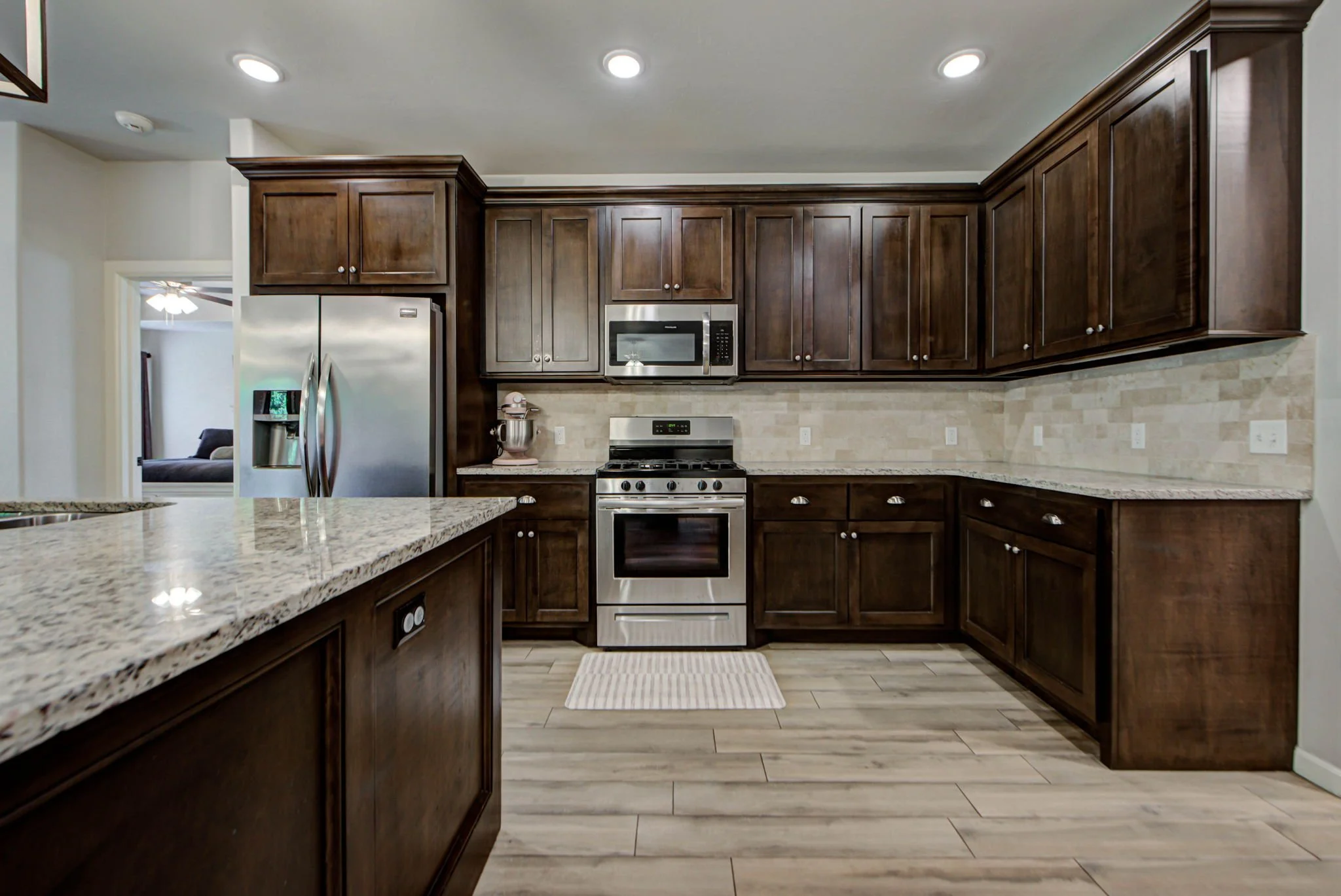 20-web-or-mls-4117 Carmina Drive-20.jpg