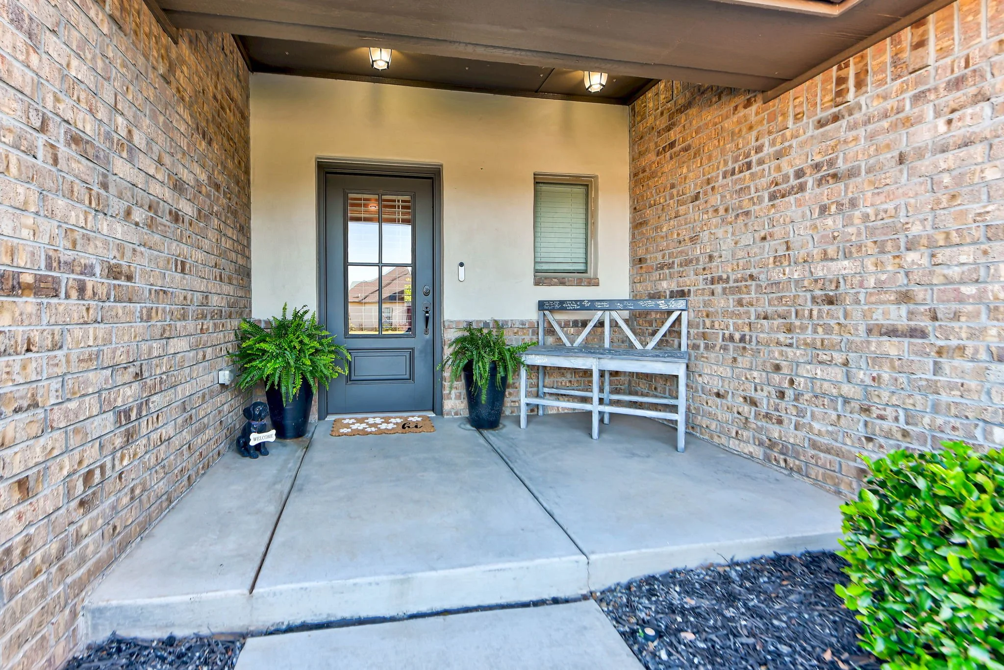 6-web-or-mls-4117 Carmina Drive-6.jpg