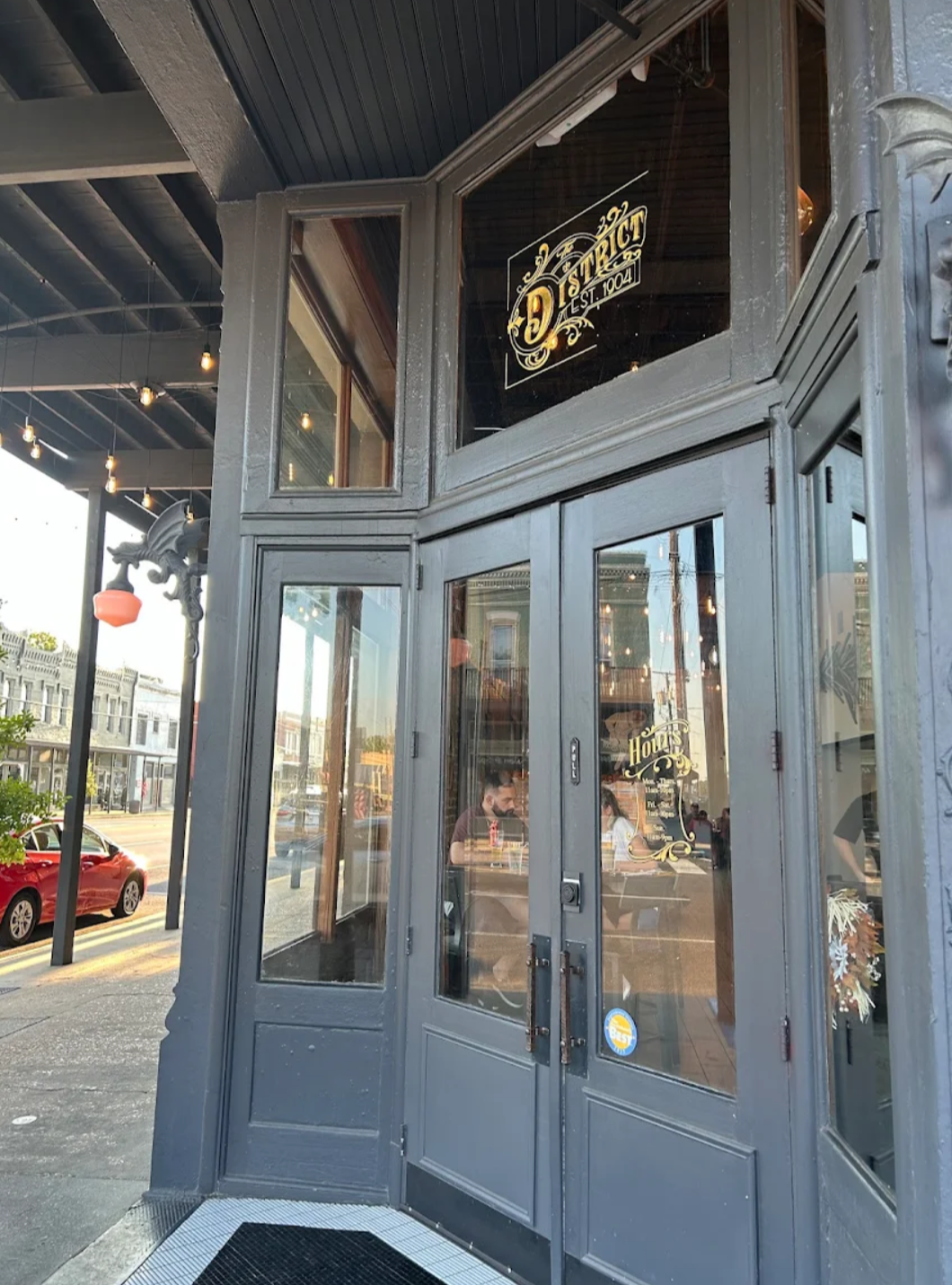 The District Restaurant Review: Christmas Lunch, Craft Cocktails & Shrimp and Grits Envy