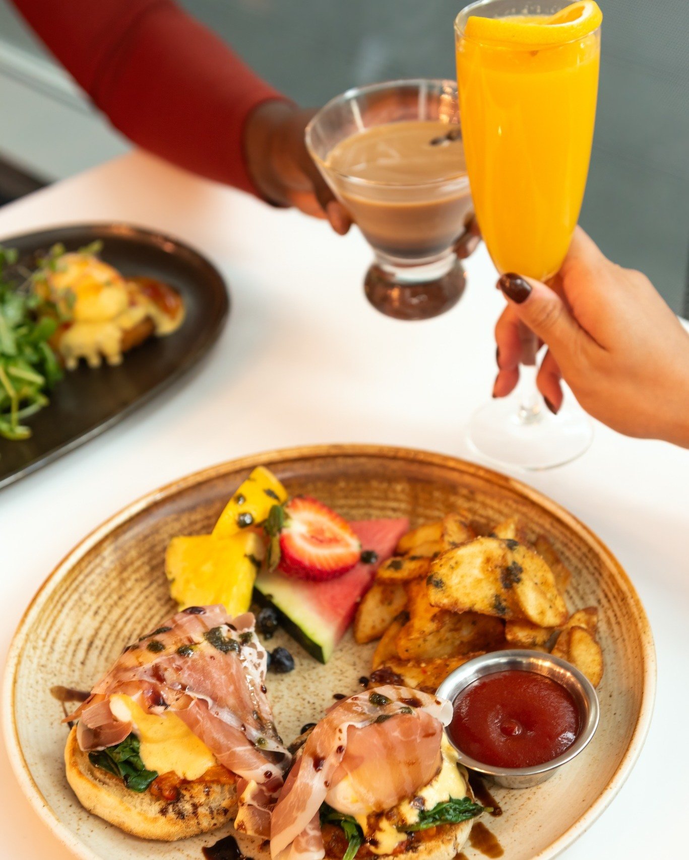 🥂✨ Brunching with friends is the ultimate weekend vibe! Cheers to good food and great company, the perfect recipe for lifting spirits and creating lasting memories. 🍳🥞 

Let's toast to laughter, shared stories, and the joy of gathering around a ta