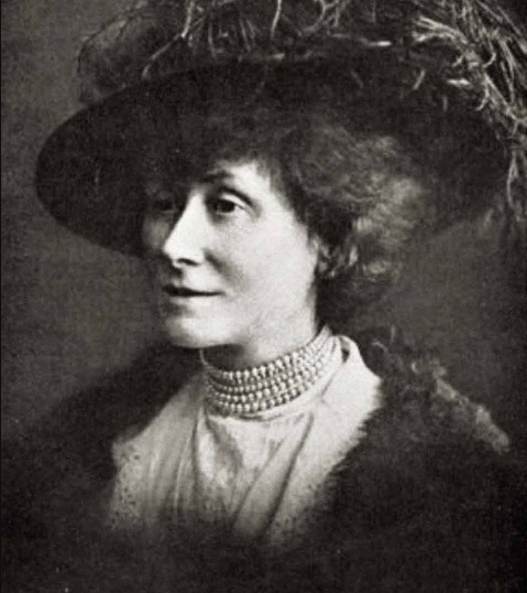 Julia Wallace