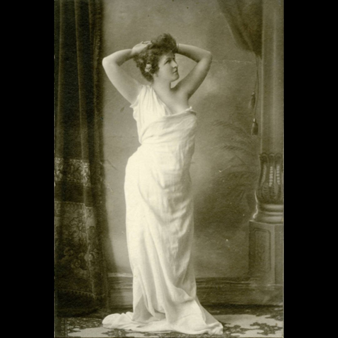 Nell posing in a “controversial” photograph