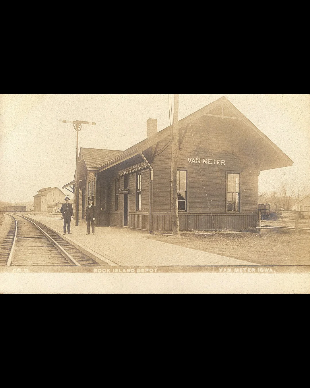Van Meter’s Rock Island Railroad station, 1907