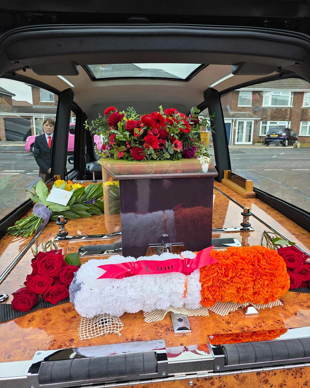 Flower arrangement