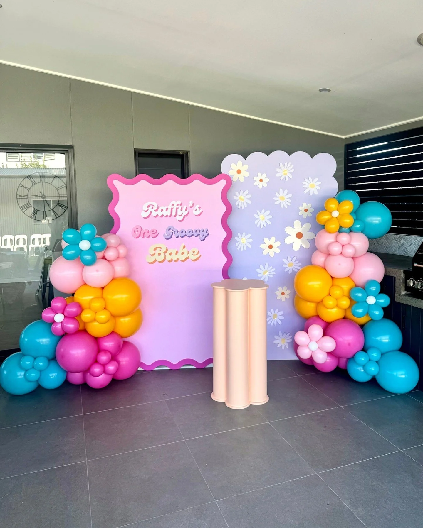 Raffy&rsquo;s One Groovy Babe ✨
This groovy first birthday set up was bright, fun and full of personality. Featuring our wavy wall and bubble wall, custom printing and daisy balloons completed the look for a truly unforgettable celebration. 💛

Enqui