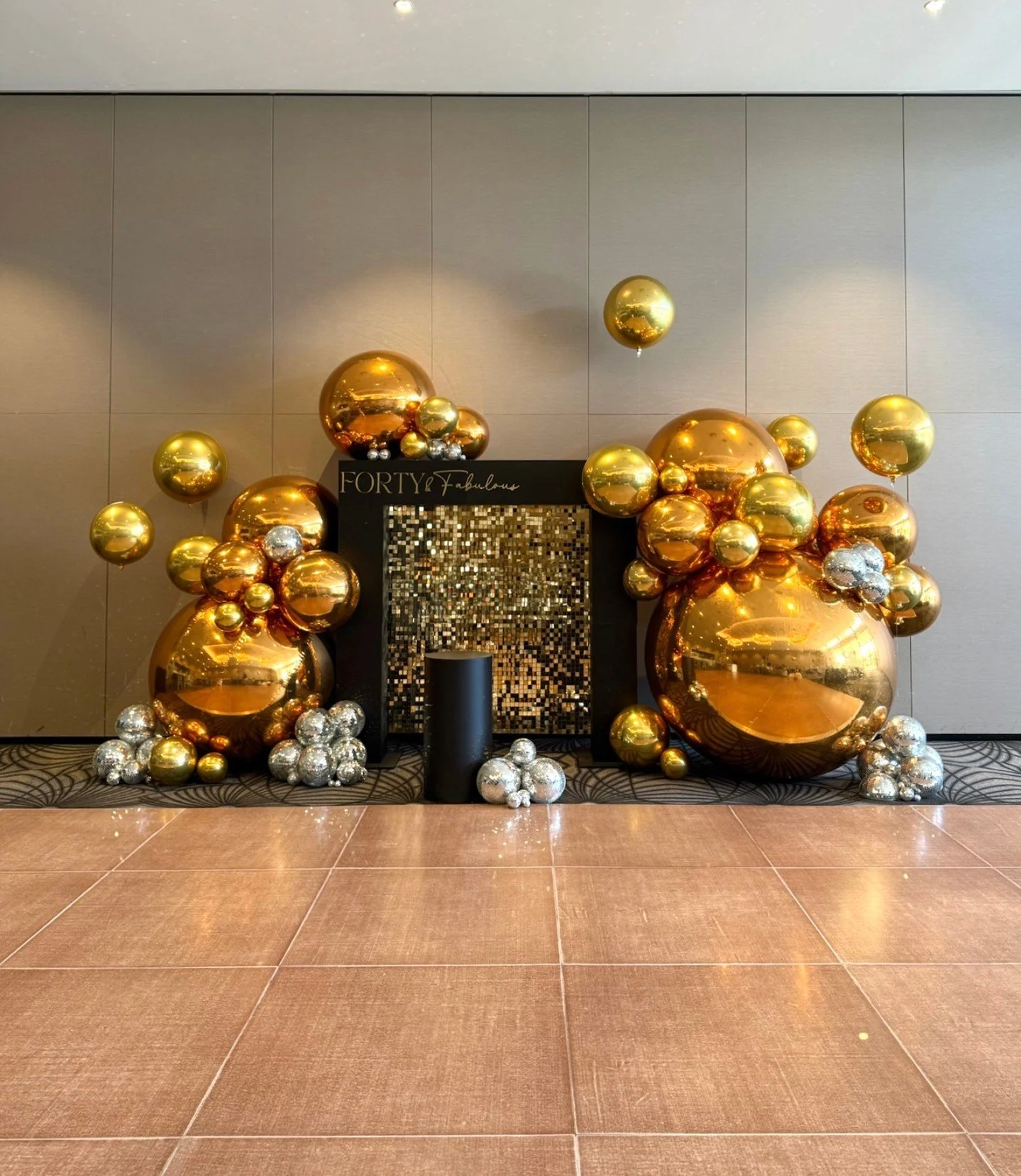 Forty &amp; Fabulous ✨ A bold black and gold celebration done right. From the black backdrop and gold shimmer wall to gold orbs and disco details, this setup was all about celebrating 40 in style. Glamorous, fun, and made for unforgettable moments. ?