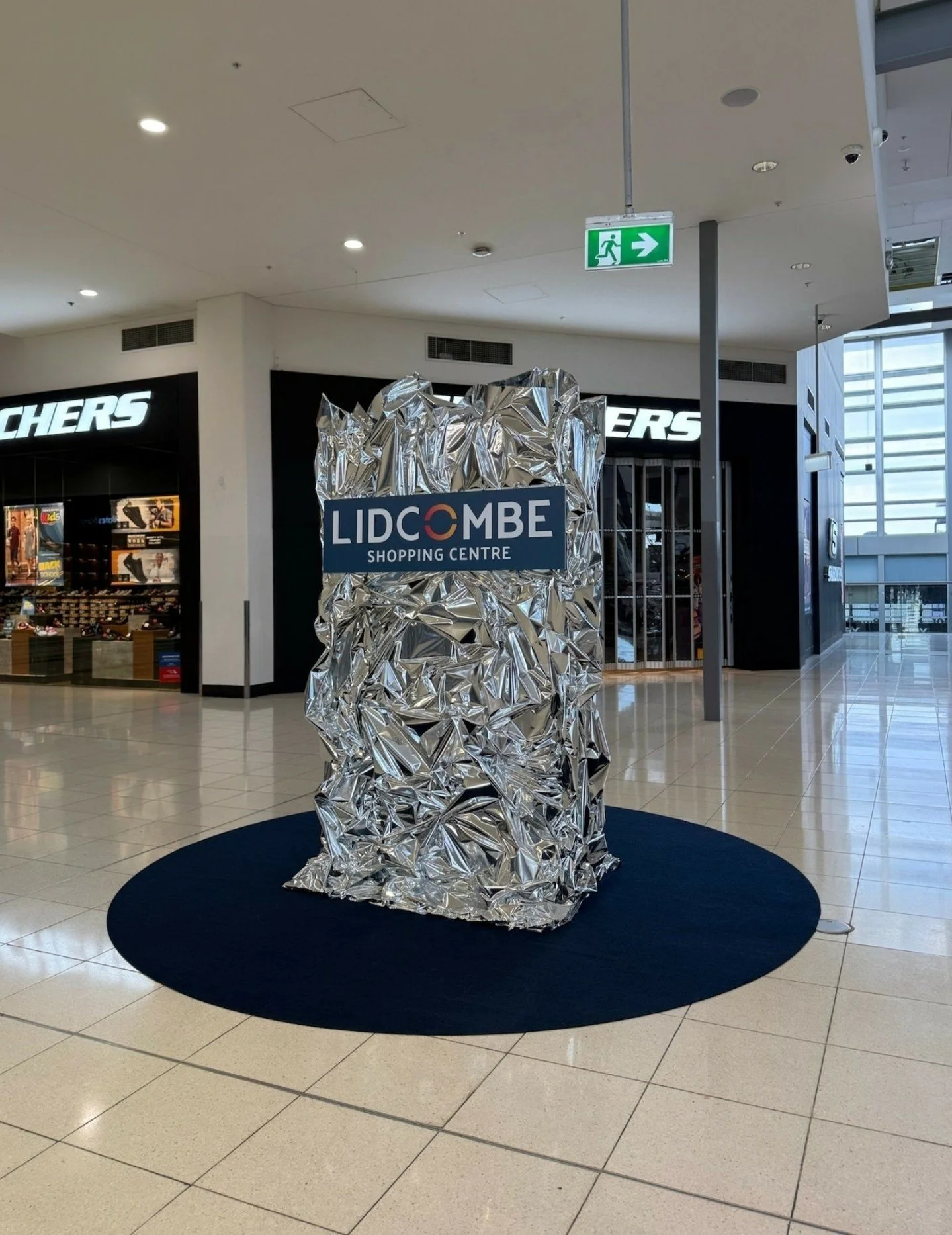 A statement installation for Lidcombe Shopping Centre ✨ Featuring a 3D silver metallic scrunch wall, designed to stand out and stop shoppers in their tracks for their #lovelidcombeSC radio campaign.

All event installations are executed by Ivory Ston
