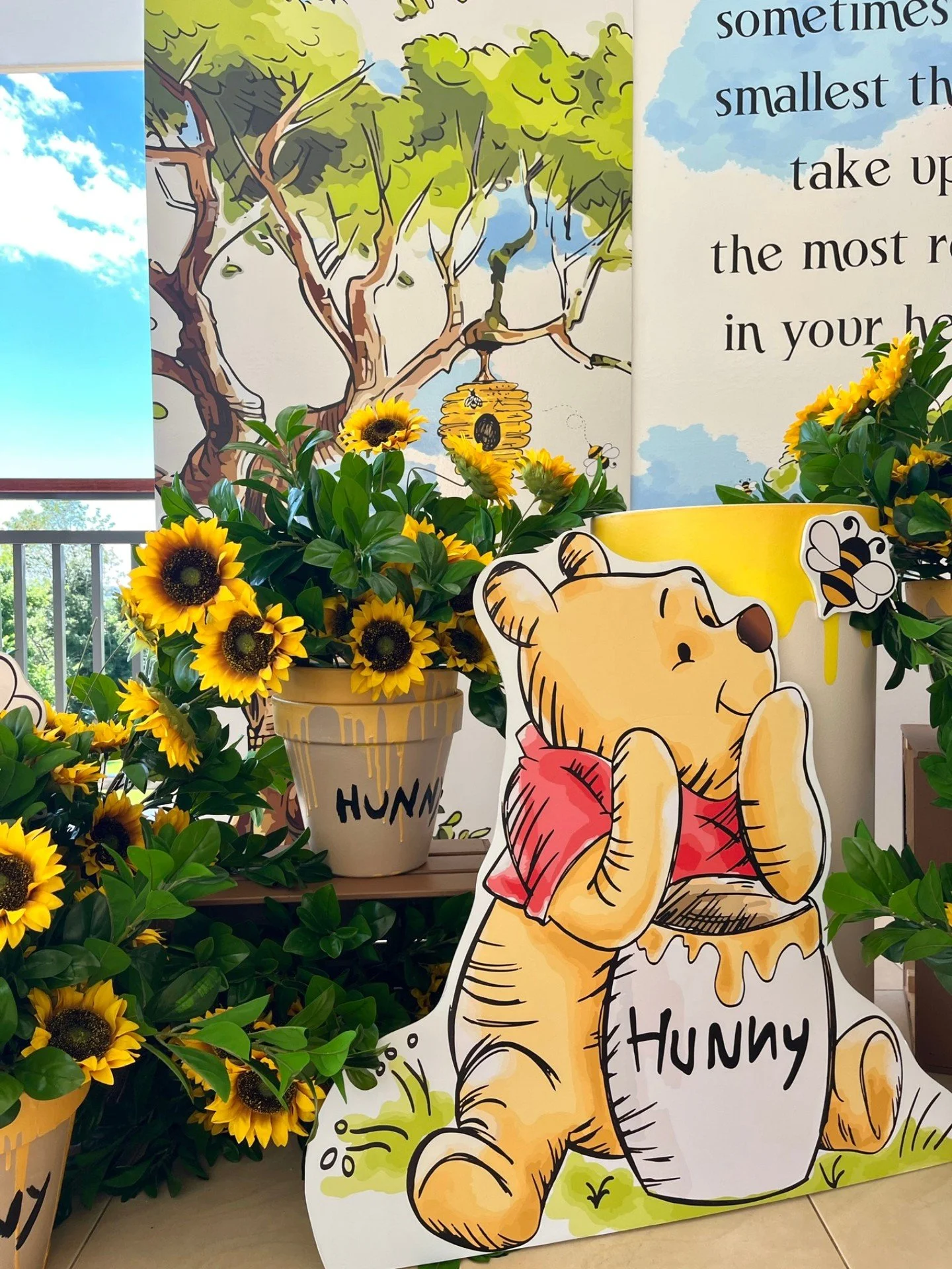 Sweet as hunny 🍯🐝

From the sunflower-filled details to the storybook backdrop, this one felt like stepping straight into a childhood favourite ❤️ 

Full installation executed by @ivorystonecollective_