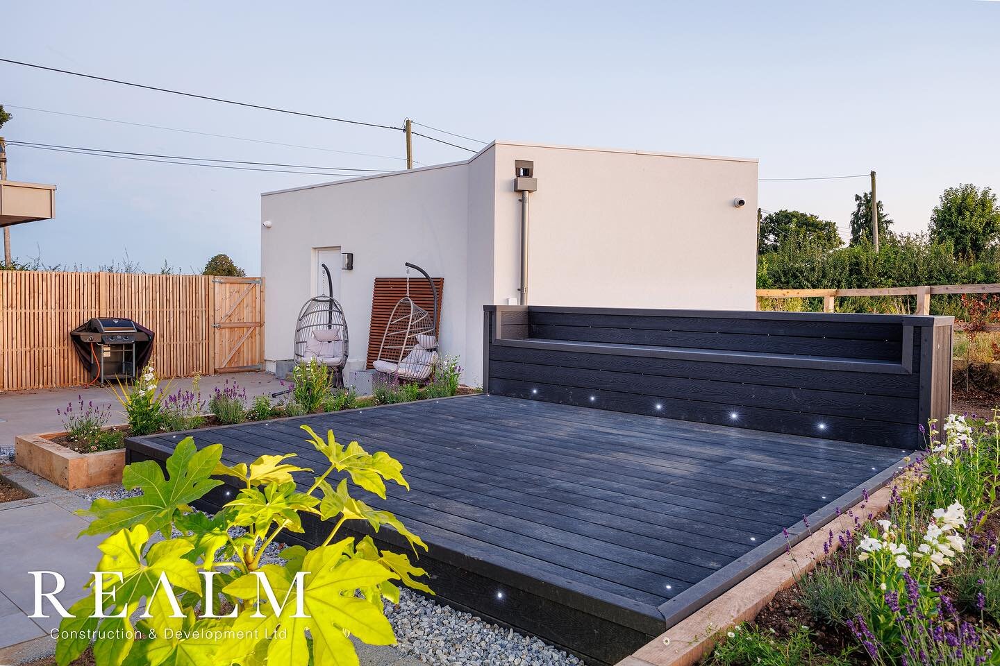 Tasked with covering up the unsightly Klargester but making sure it was still accessible for routine maintenance we came up with this decking &amp; seating design. 

#gardenfurnitureideas #gardenseating #gardendesign #decking #compositedecking #featu