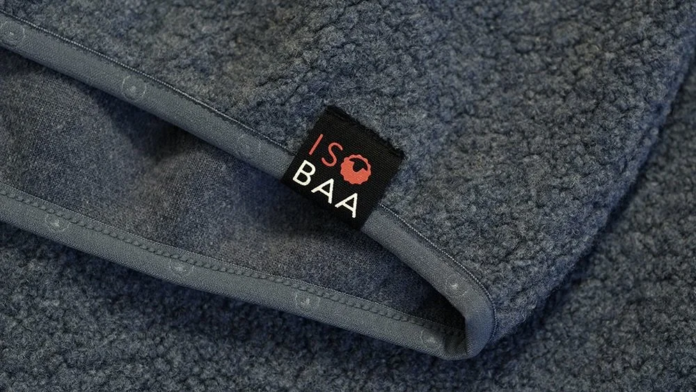 isobaa-mens-420-merino-blend-borg-fleece-ocean-9.jpeg