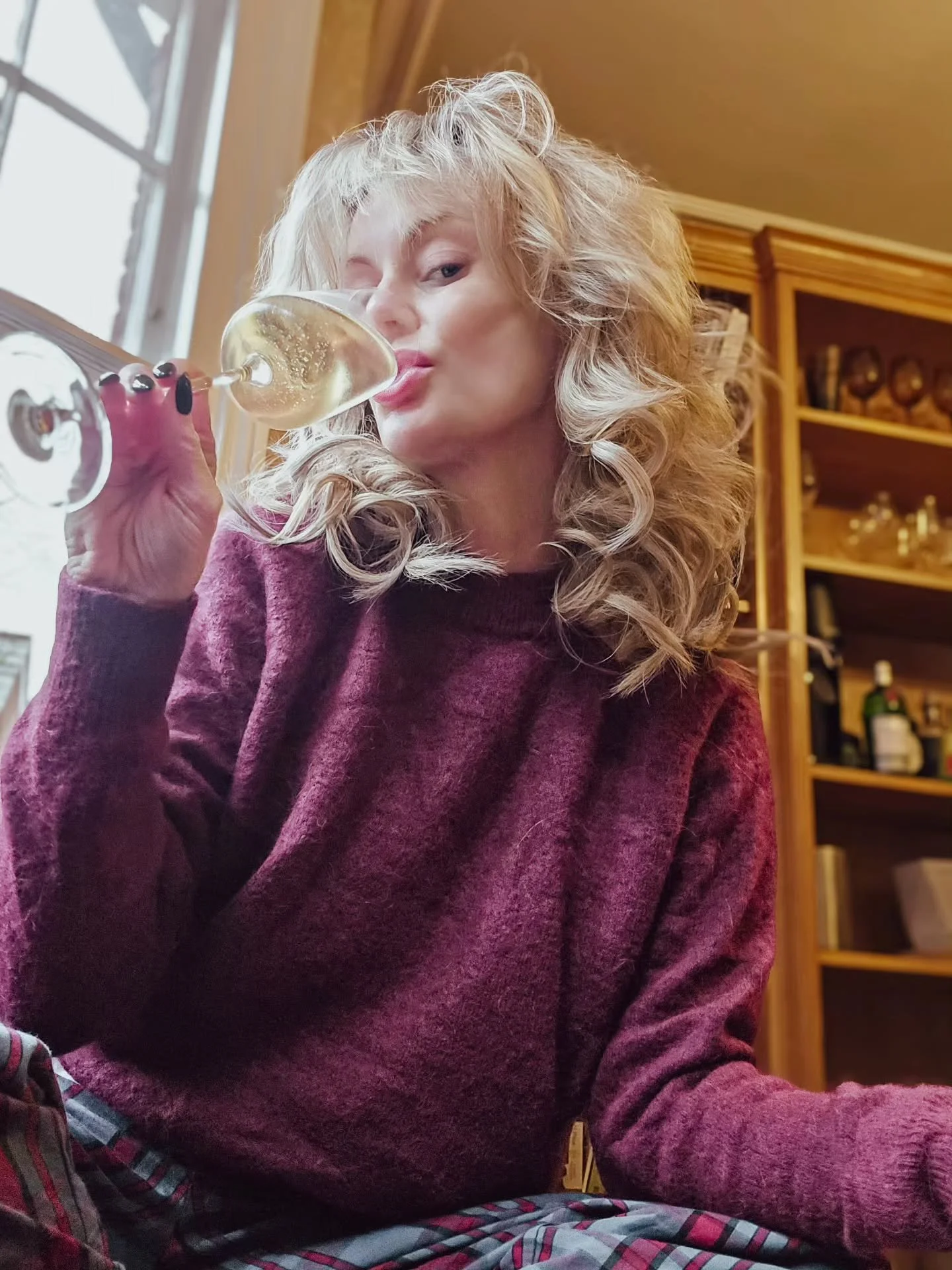 Christmas Joy 🎄

Enjoyed some radio silence. Quiet Christmas for me- I had to  work quite a bit, so I enjoyed some peace and sleep. Just a selection of drinks I enjoyed over the Christmas period (New Year's will be more raucous, I promise) 

Some la