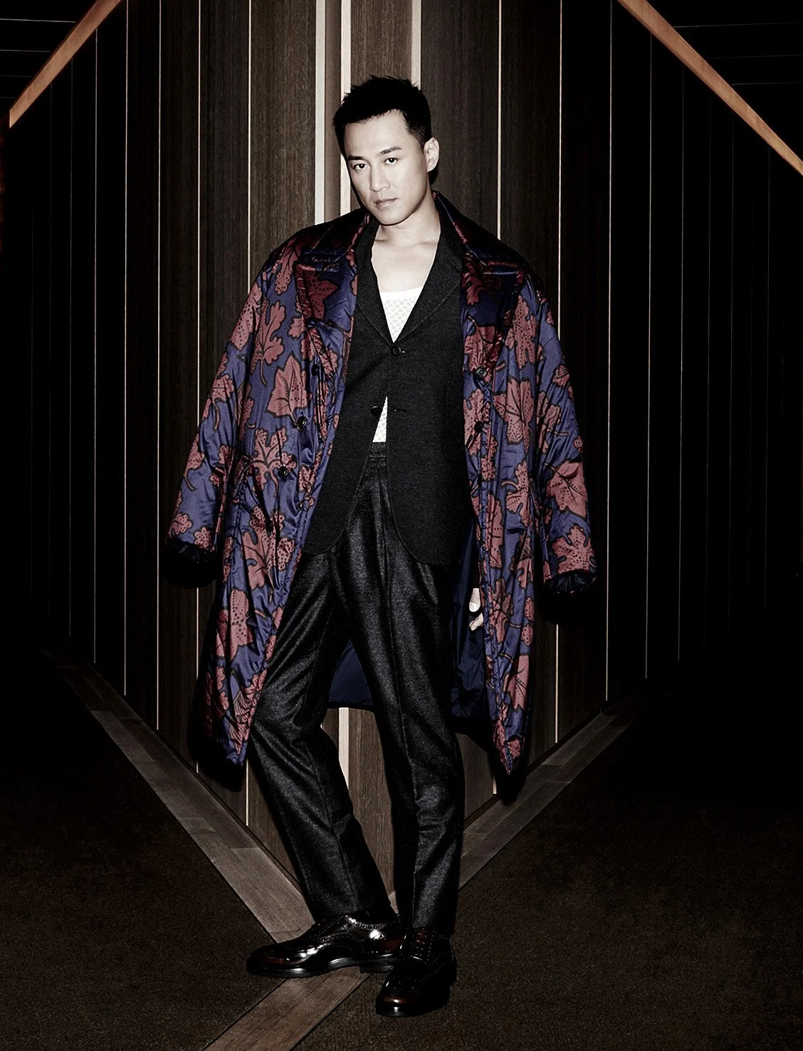  Raymond Lam 