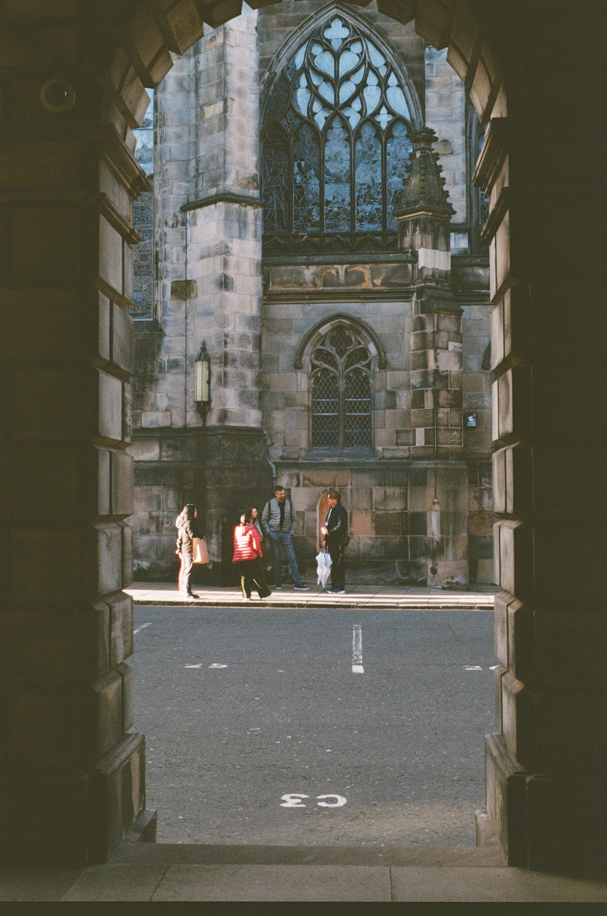 13 - Nikon F90x -  R13 - Kodak Ultra Max 400 - Edinburgh + Oliver - April’2600033.jpg