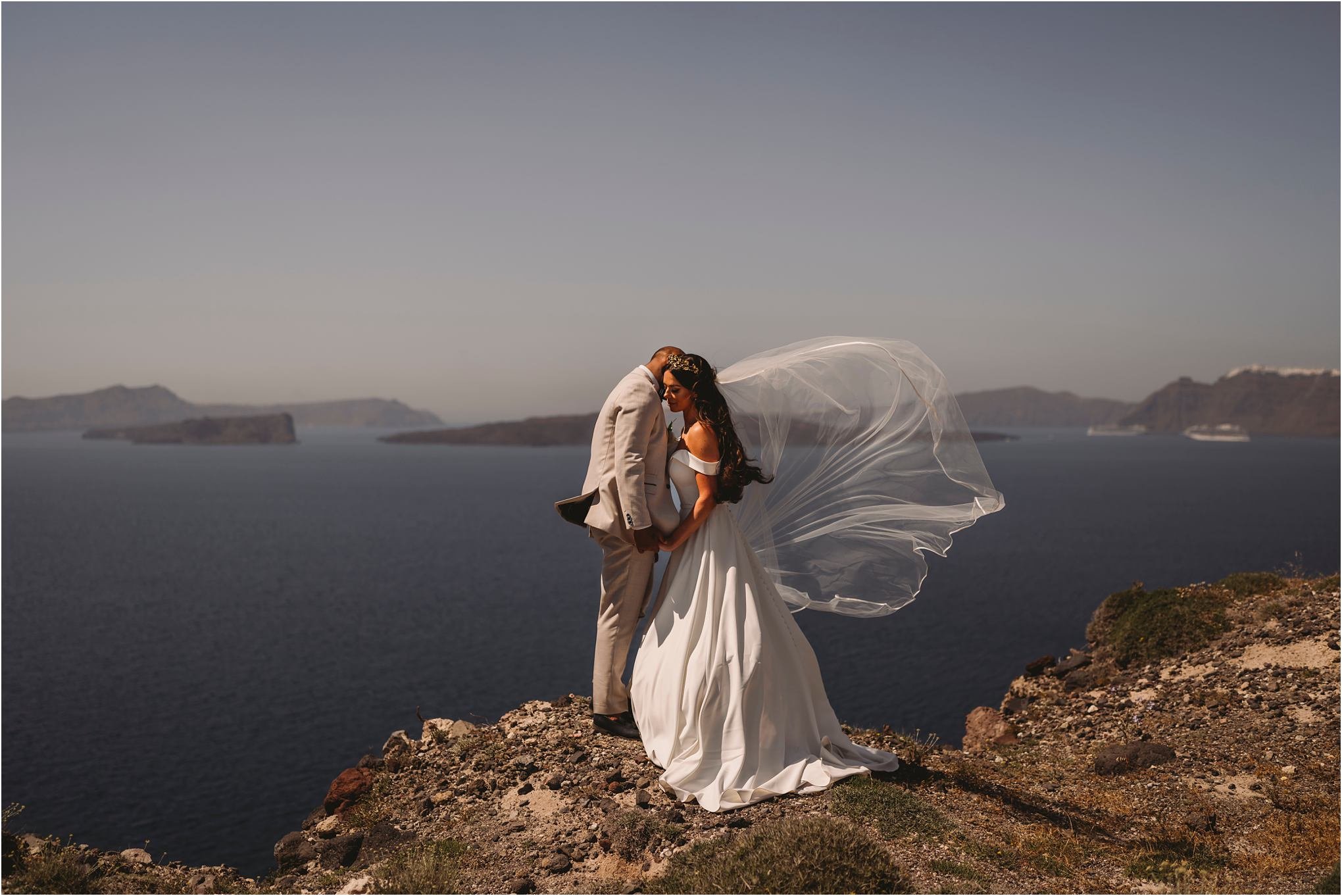 santorini-oia-wedding-photographer-cavo-ventus-luxury-villa-marc-smith-photography_0406.jpg