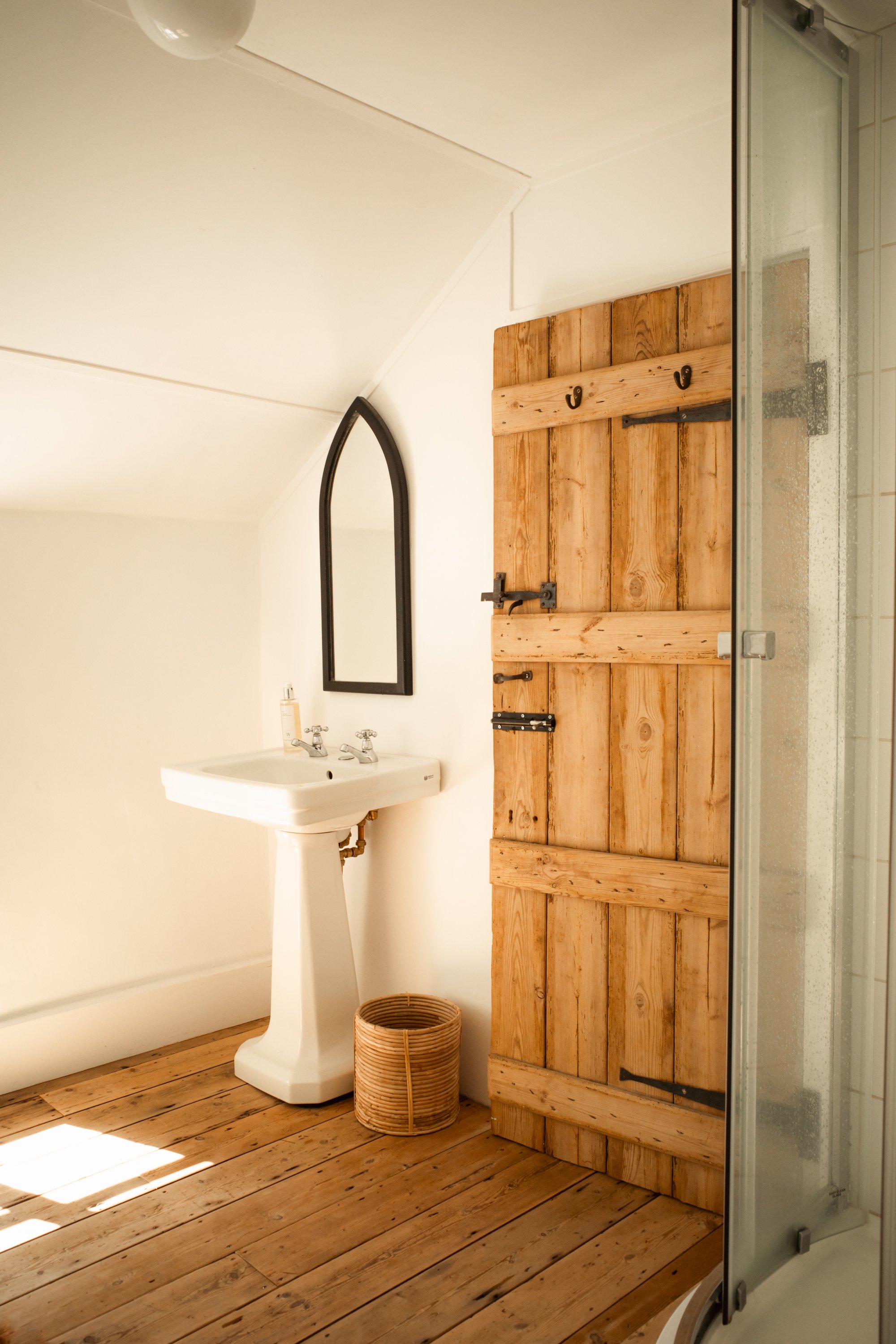 OAKFARMHOUSE_INSIDE8.jpg