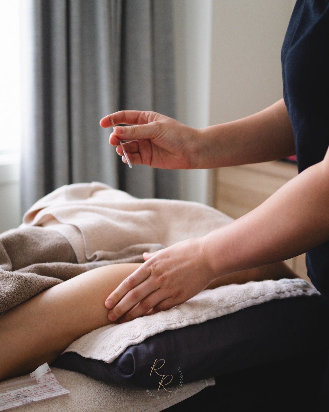 Why we're hooked on dry needling.

Your therapist skilfully employs thin filament needles to target myofascial trigger points, muscles, and connective tissues.

Why we love it:
✔️ Pain relief that hits the spot
✔️ Reduced muscle tension and inflammat