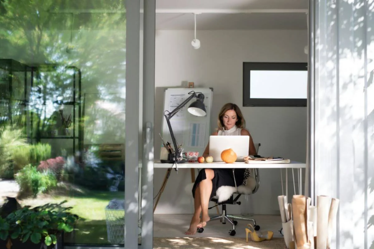 How to Improve Energy and Focus Throughout the Day for High-Performing Women