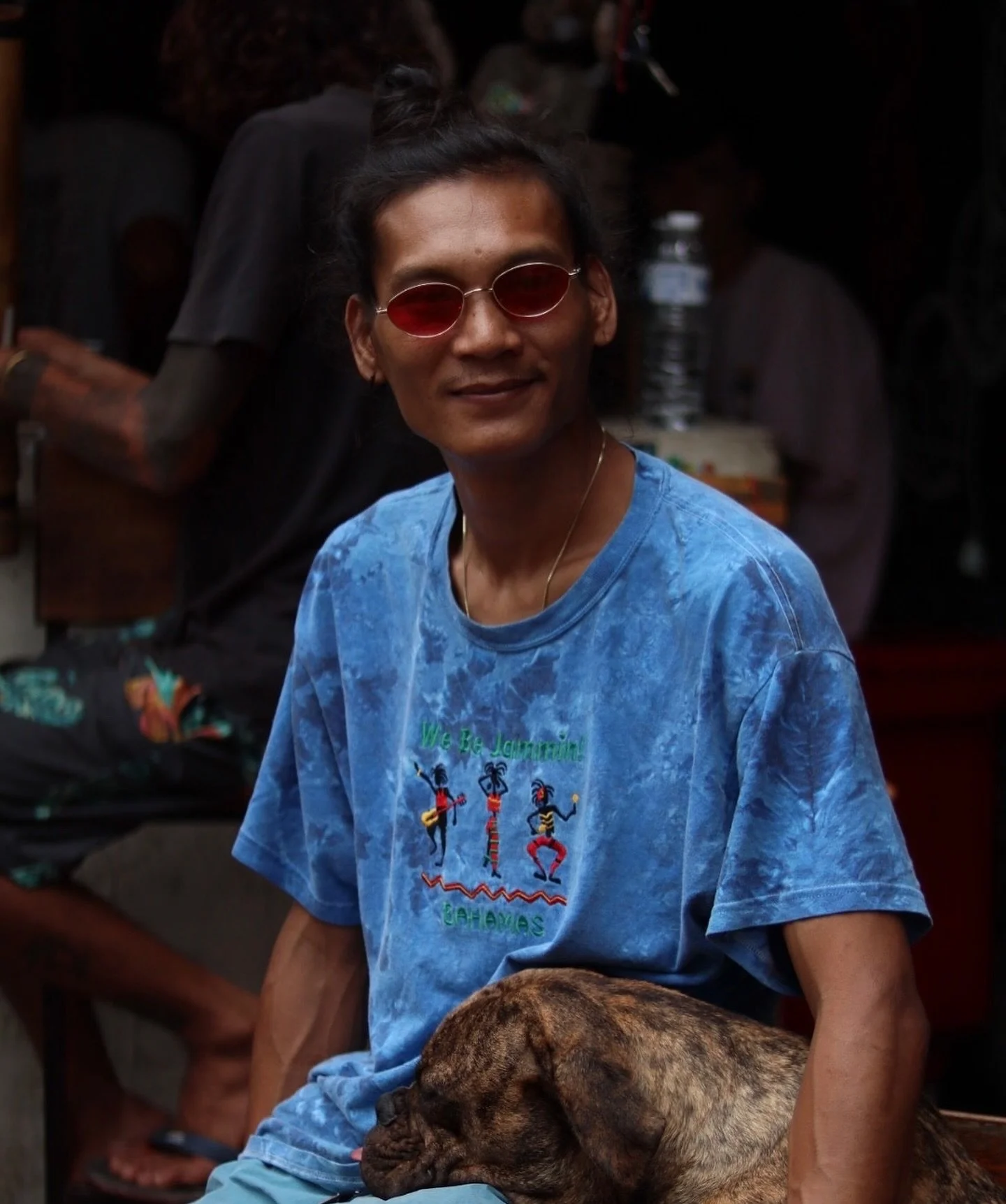 ✨Meeting this duo was pure joy. Captured in Chiang Mai, Thailand last year on my travels. So many unforgettable encounters.