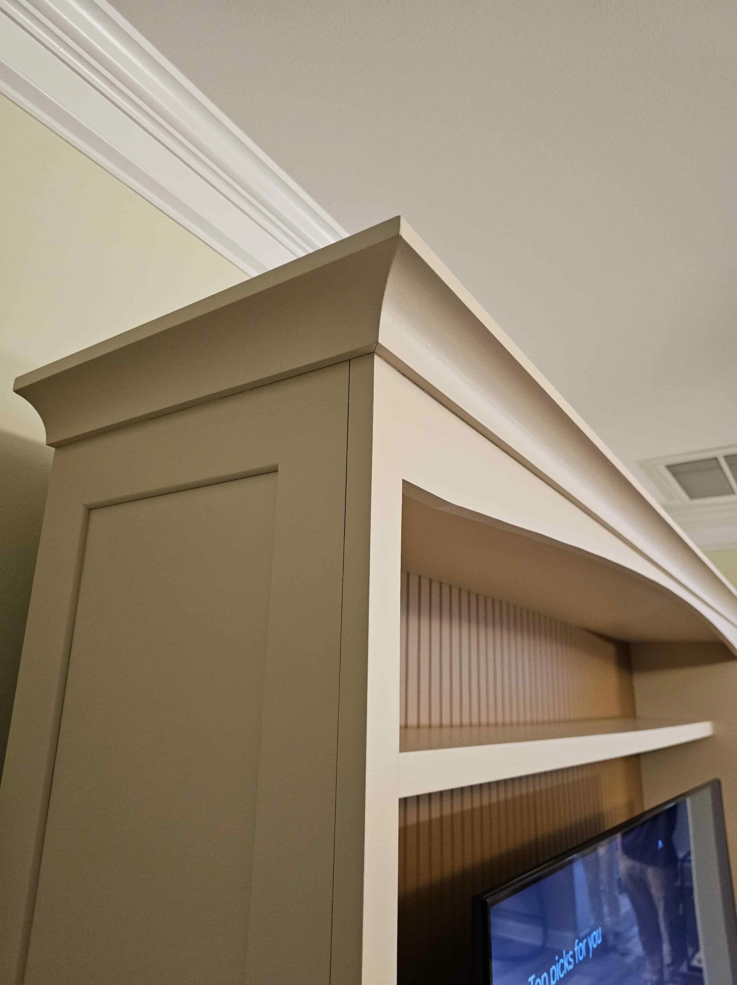 Custom entertainment center w crown moulding