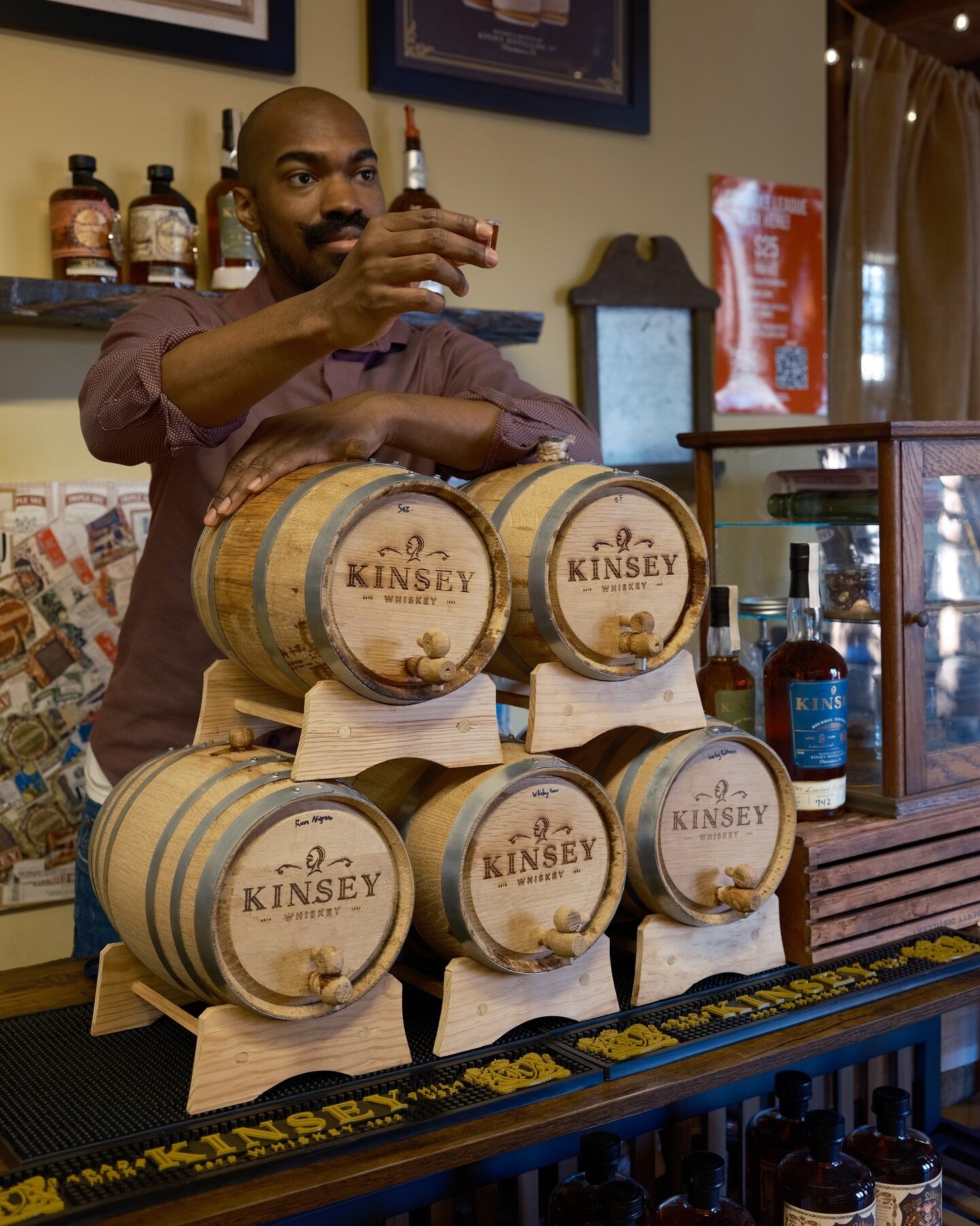 Have you tried our barrel aged cocktails? 🥃 The New Liberty Bottle Shop has&hellip;bottles of course, but we also offer a variety of delicious barrel aged cocktails for you to sip while you shop! Try everything from a Sazerac to a Whiskey Sour.

We&