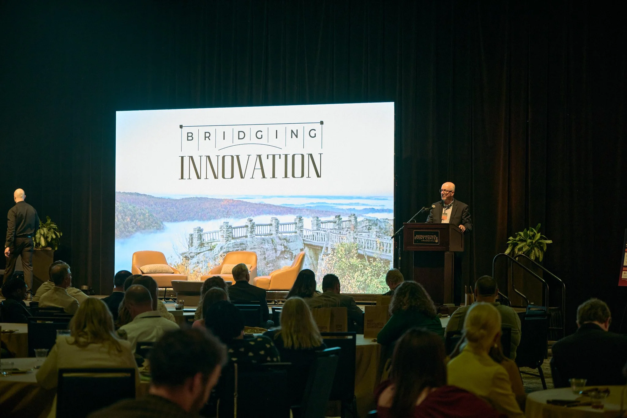 BridgingInnovation_1546.jpg