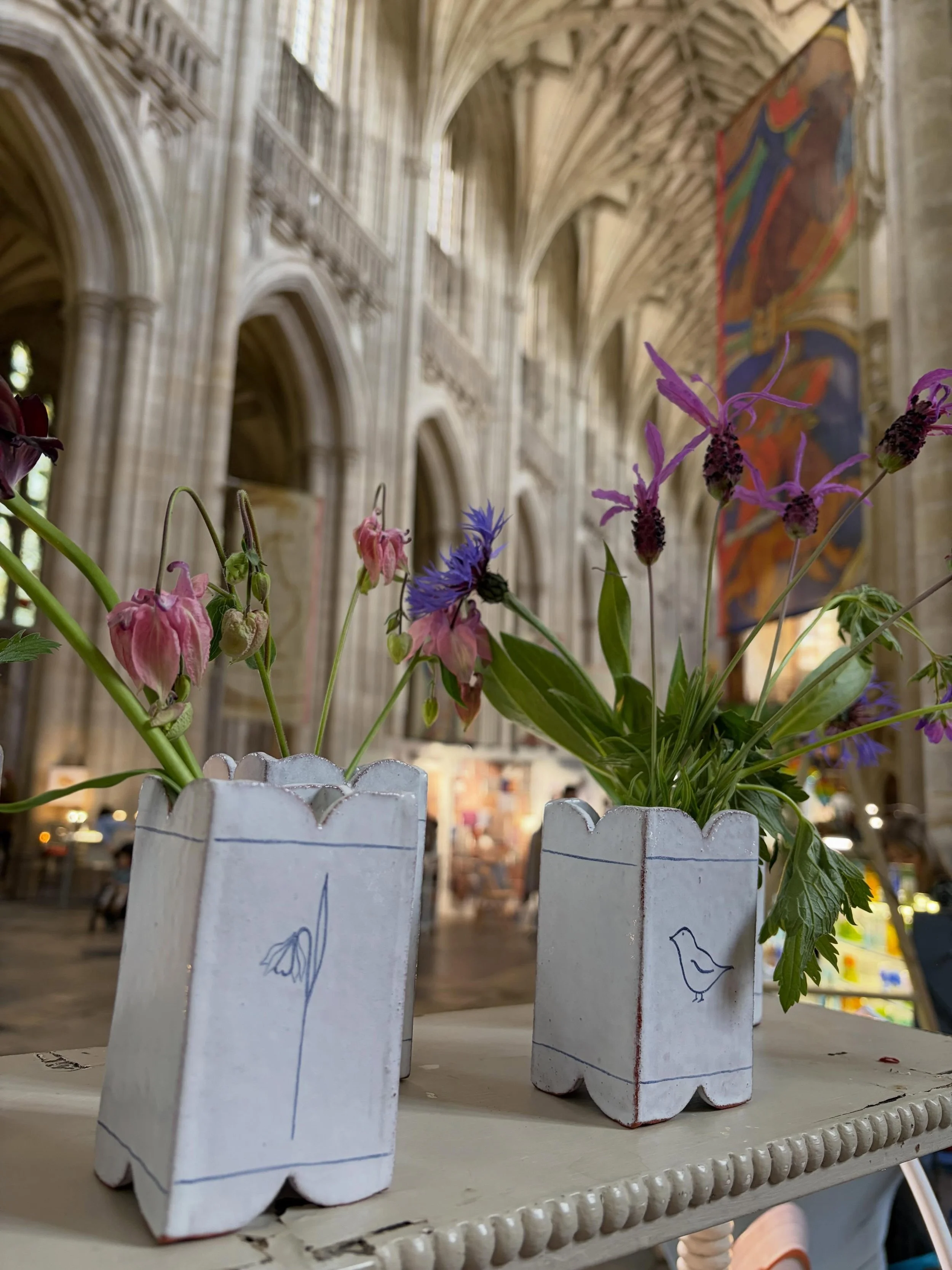 The most brilliant start to a 3 day event @madewinchester  Set in the stunning cathedral, surrounded by beautiful creators and architecture. Such a fun day meeting and chatting to lots of gorgeous customers. Thank you Winchester for having us.  #cera