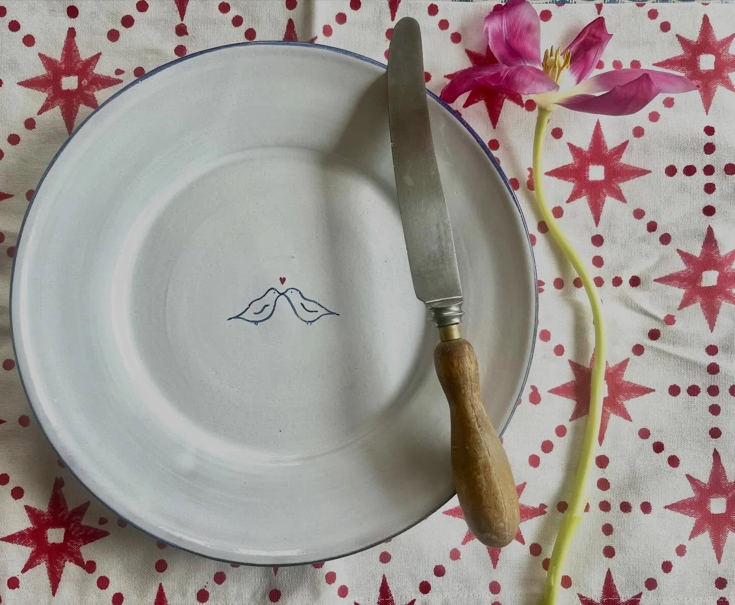 Happy Valentine's Day 🩷everyone. Love is in the air. Have a fabulous day. #valentinesday #ceramiclove #lovepottery