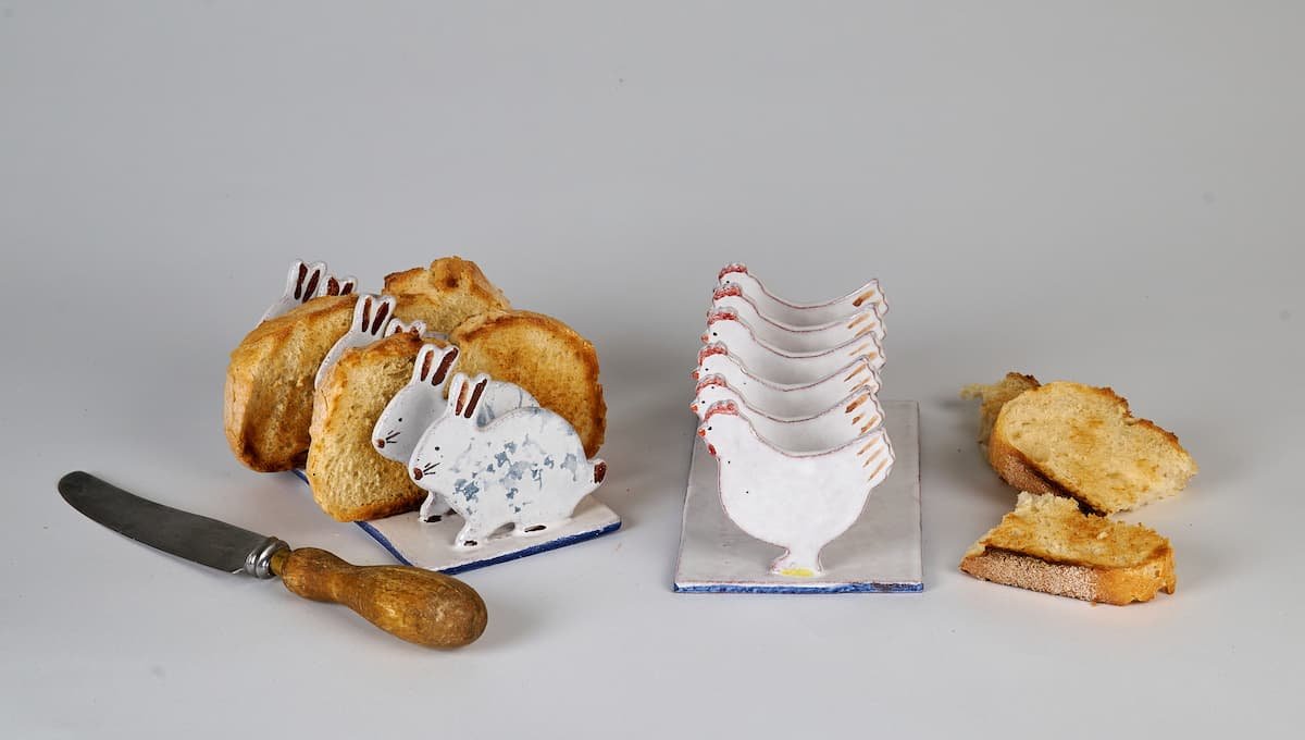 toast-rack-chicken-family.jpg