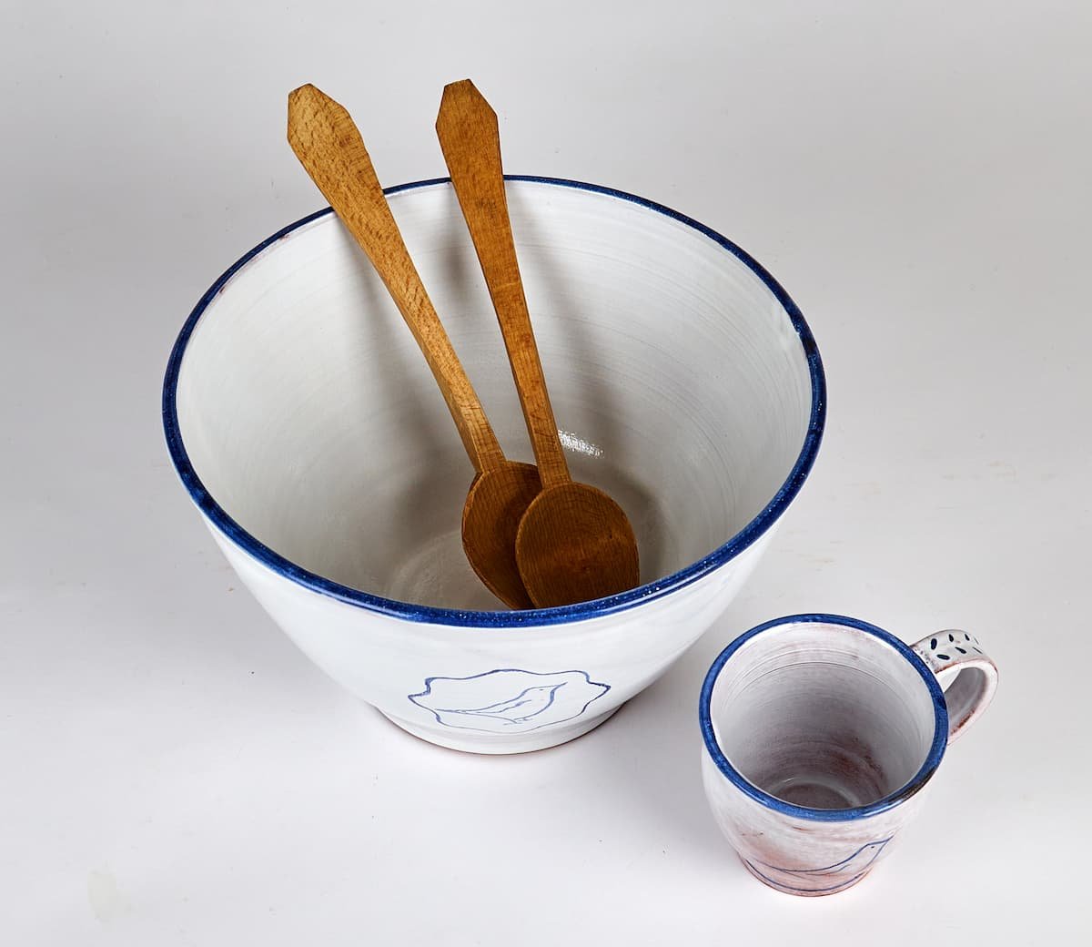 serving-bowl-mug-bird.jpg