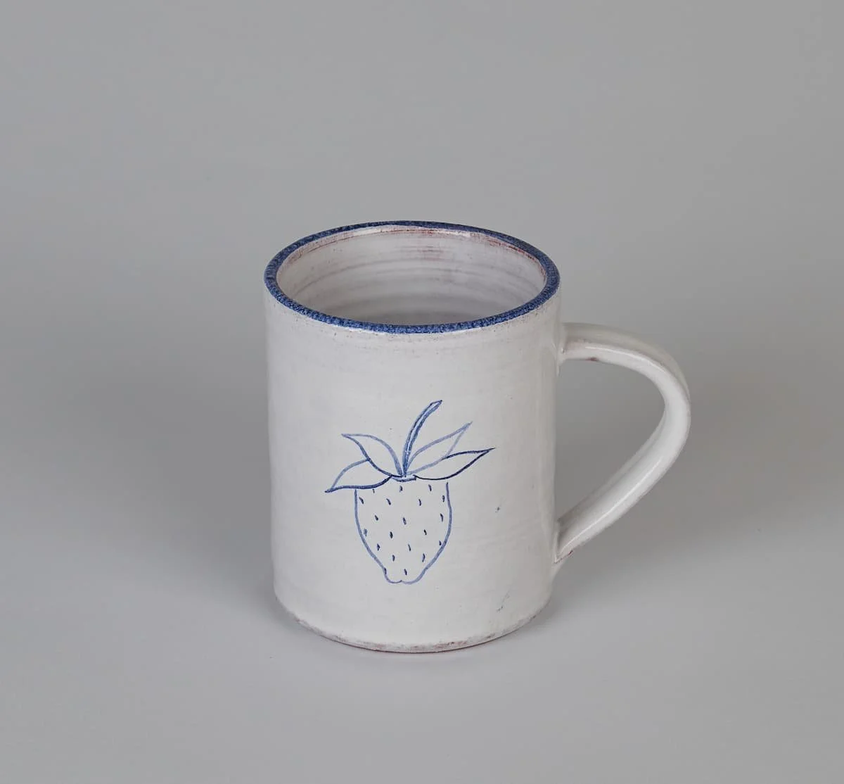 coffee-mug-strawberry-1.jpg