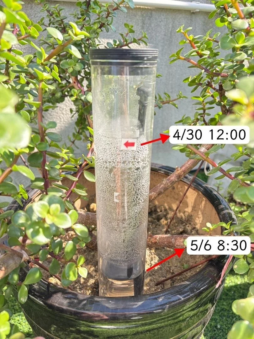 Hydrozenith irrigation example,  The gauge has markers indicating the date and time: '4/30 12:00' at the top and '5/6 8:30' at the bottom, showing the collection of between these dates.