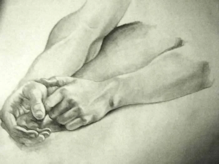 Aretes hands_pencil.jpg