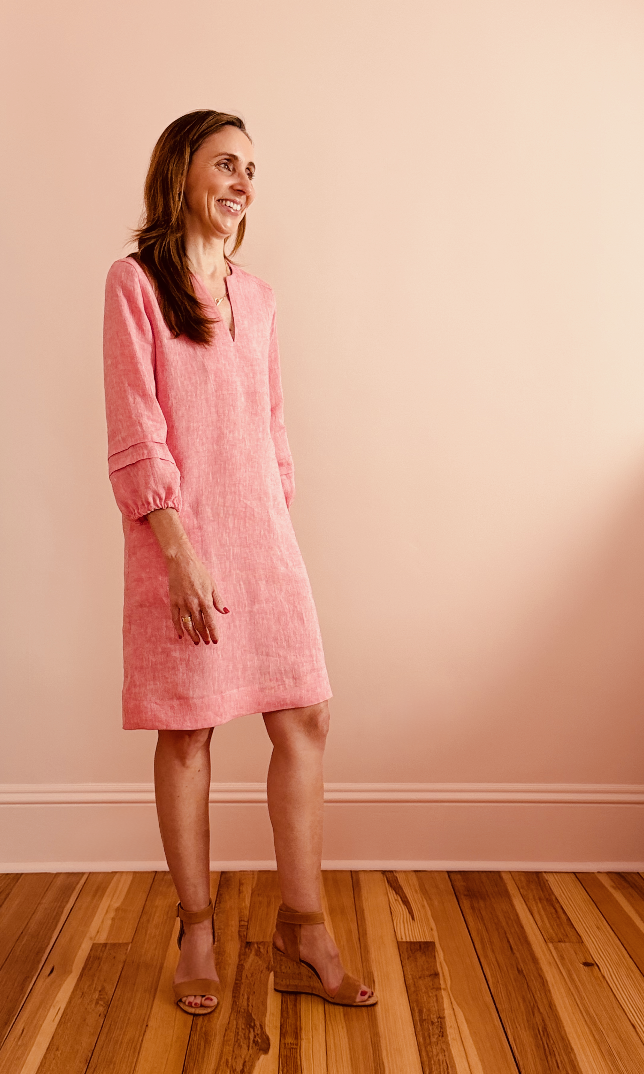 V-Neck Dress - pink linen