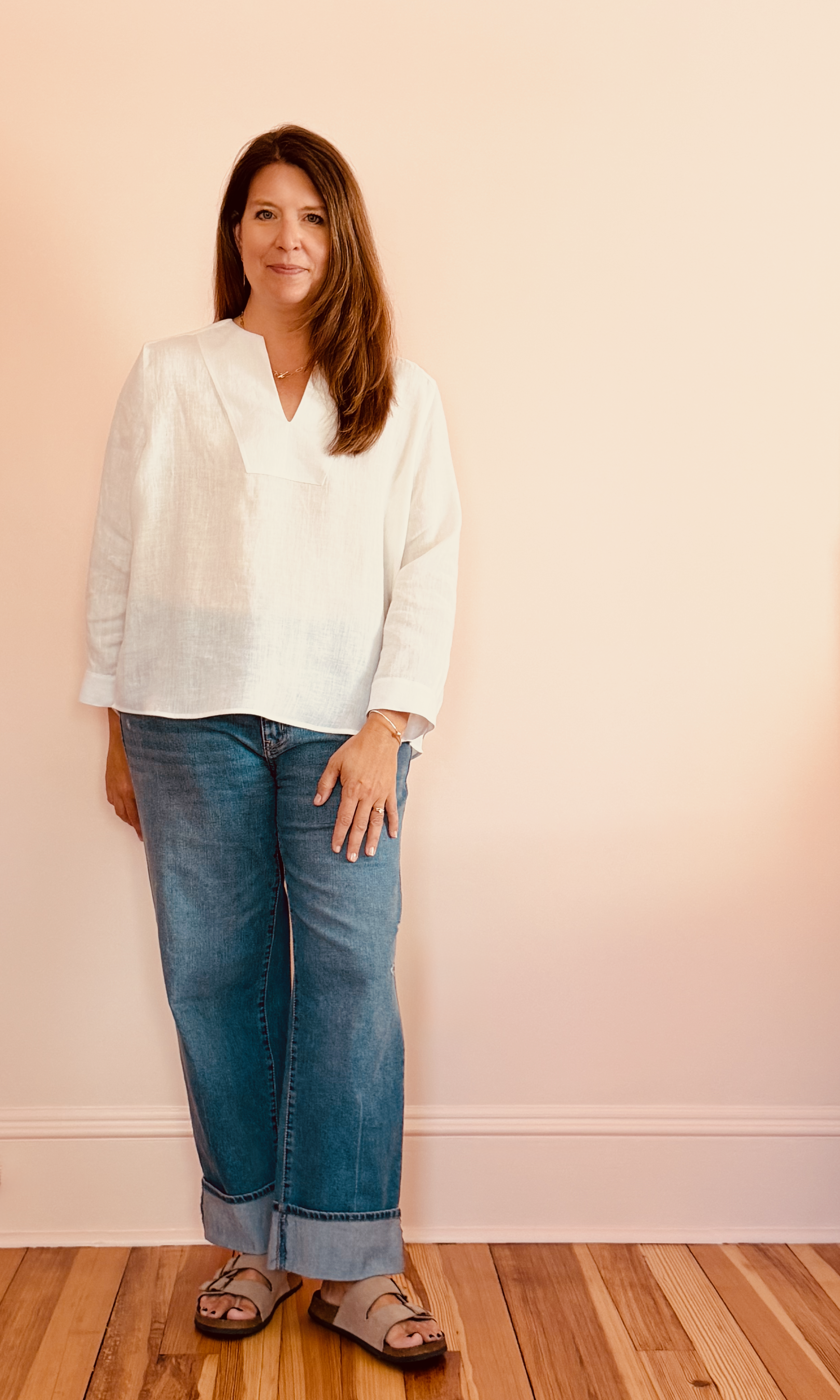 V Neck top white Joanne front full.png