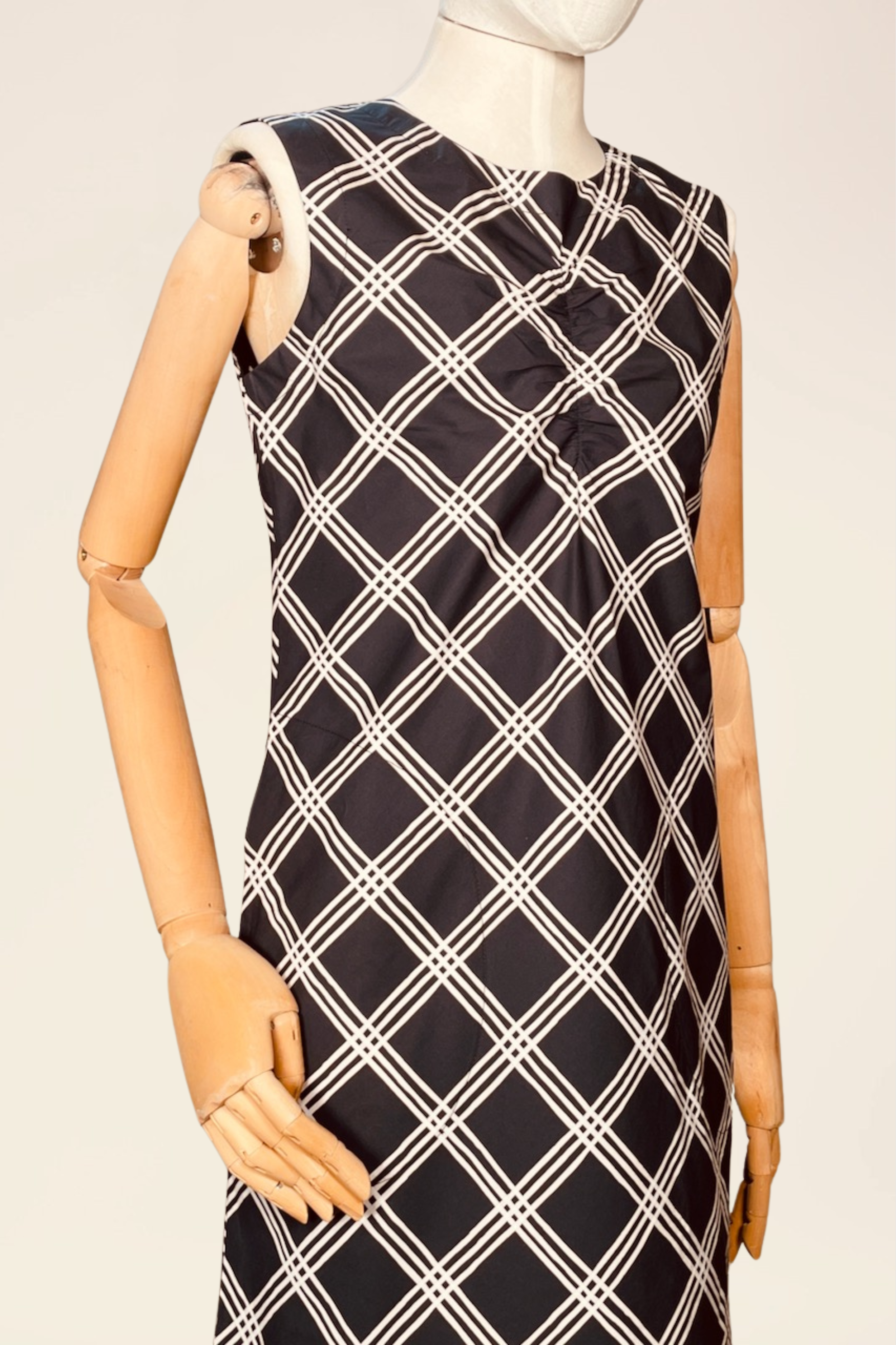 V-Neck Dress - Print-8.png