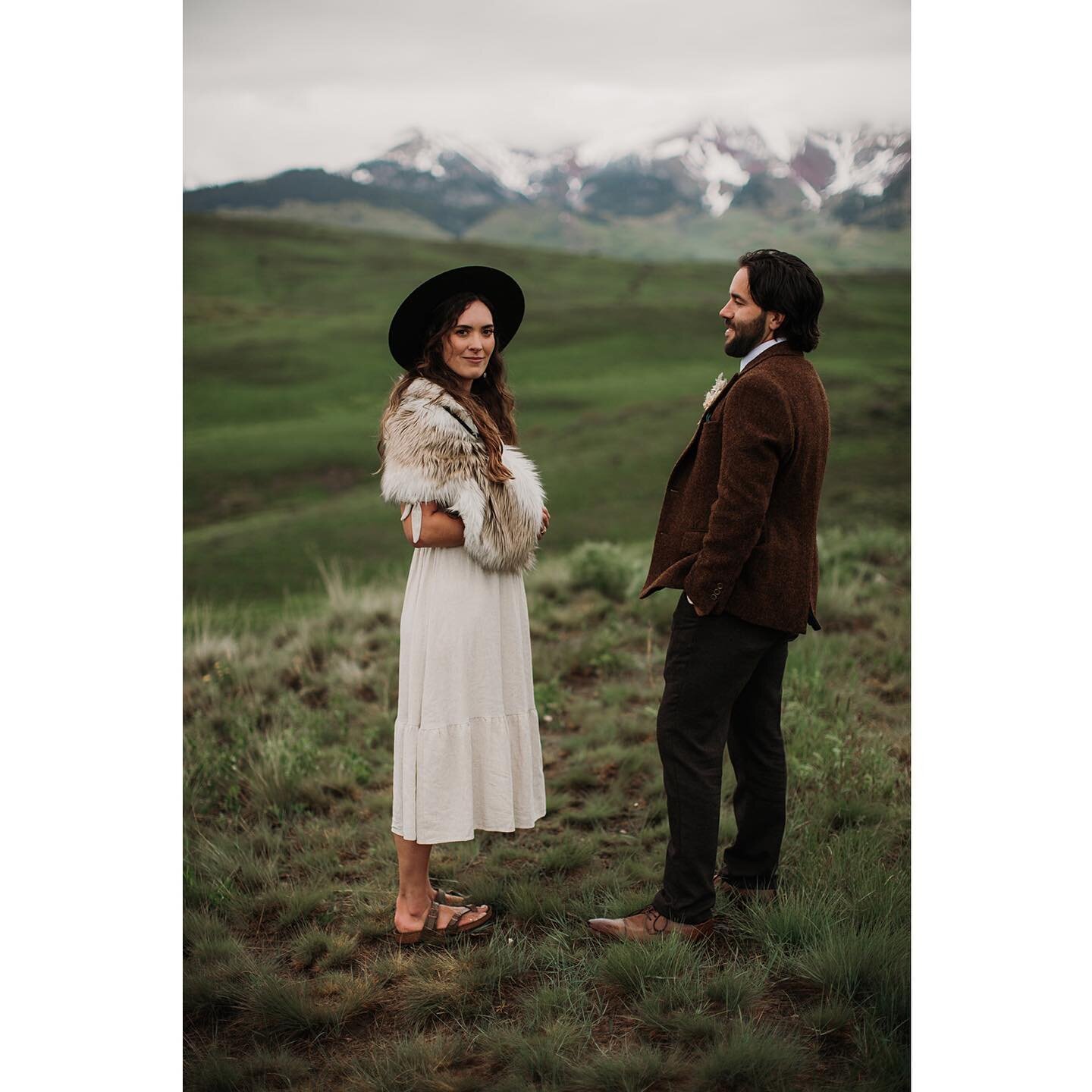 Thank you Haley and Adam for an epic and romantic day in the mountains 🏔️ 🔥 🔥 &hearts;️ 

.

.

#coloradoweddingphotographer #coloradoelopementphotographer #crestedbuttewedding #denverweddingphotographer #rockymountainbride #weddinphotography #bri