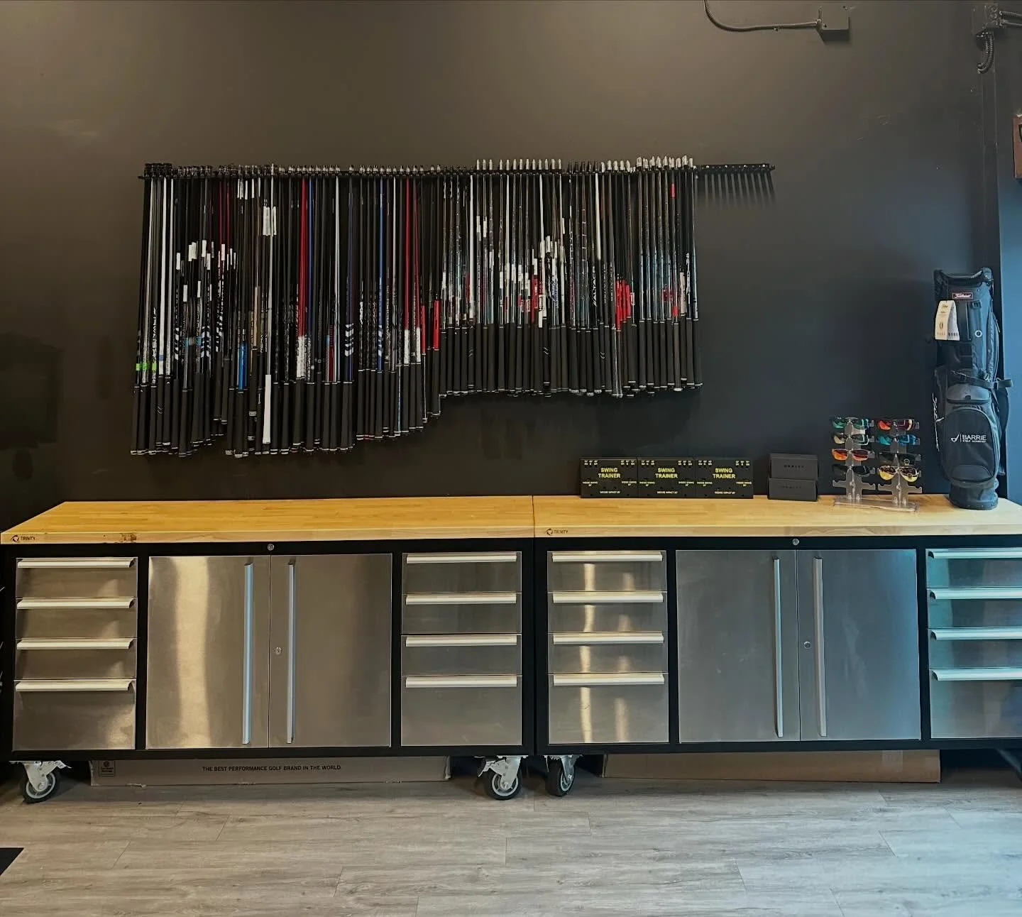 ⛳️ Big News for 2026!
Barrie Golf Academy has officially partnered with @doghousegolfco to bring you top-tier club fitting 🔥
Get custom fit with the best in the game: 🏌️ TaylorMade 🏌️ Ping 🏌️ Cobra 🏌️ Callaway 🏌️ Srixon 🏌️ PXG
Dial in your clu