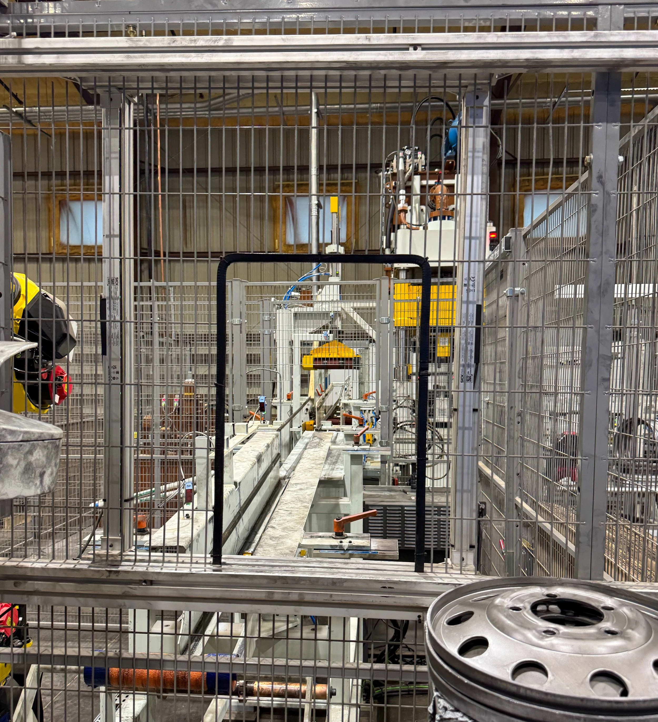 Factory machinery wheel welding manufacturing